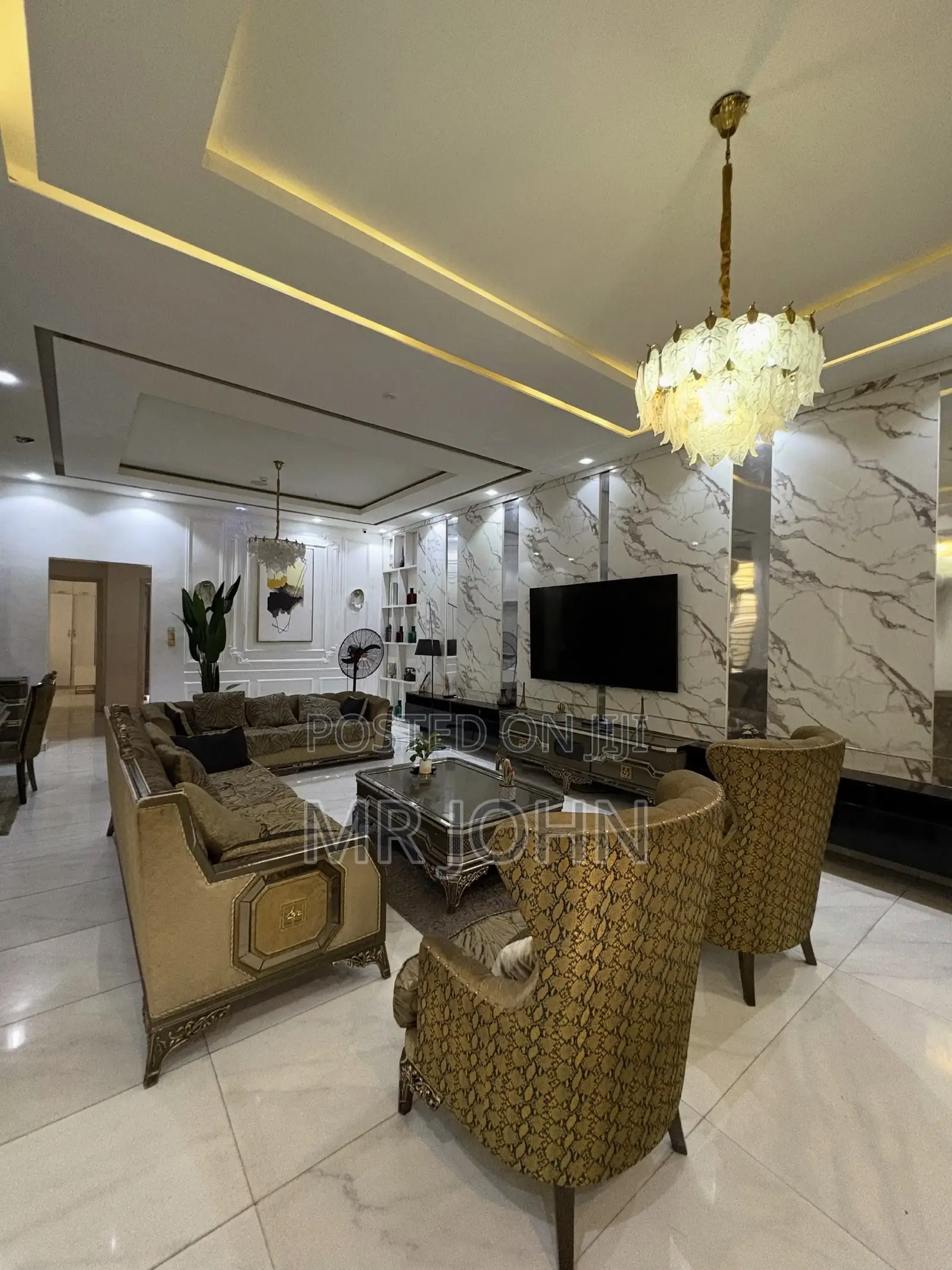 5bdrm House in Ikota Villa Owo Pr, Lekki for rent