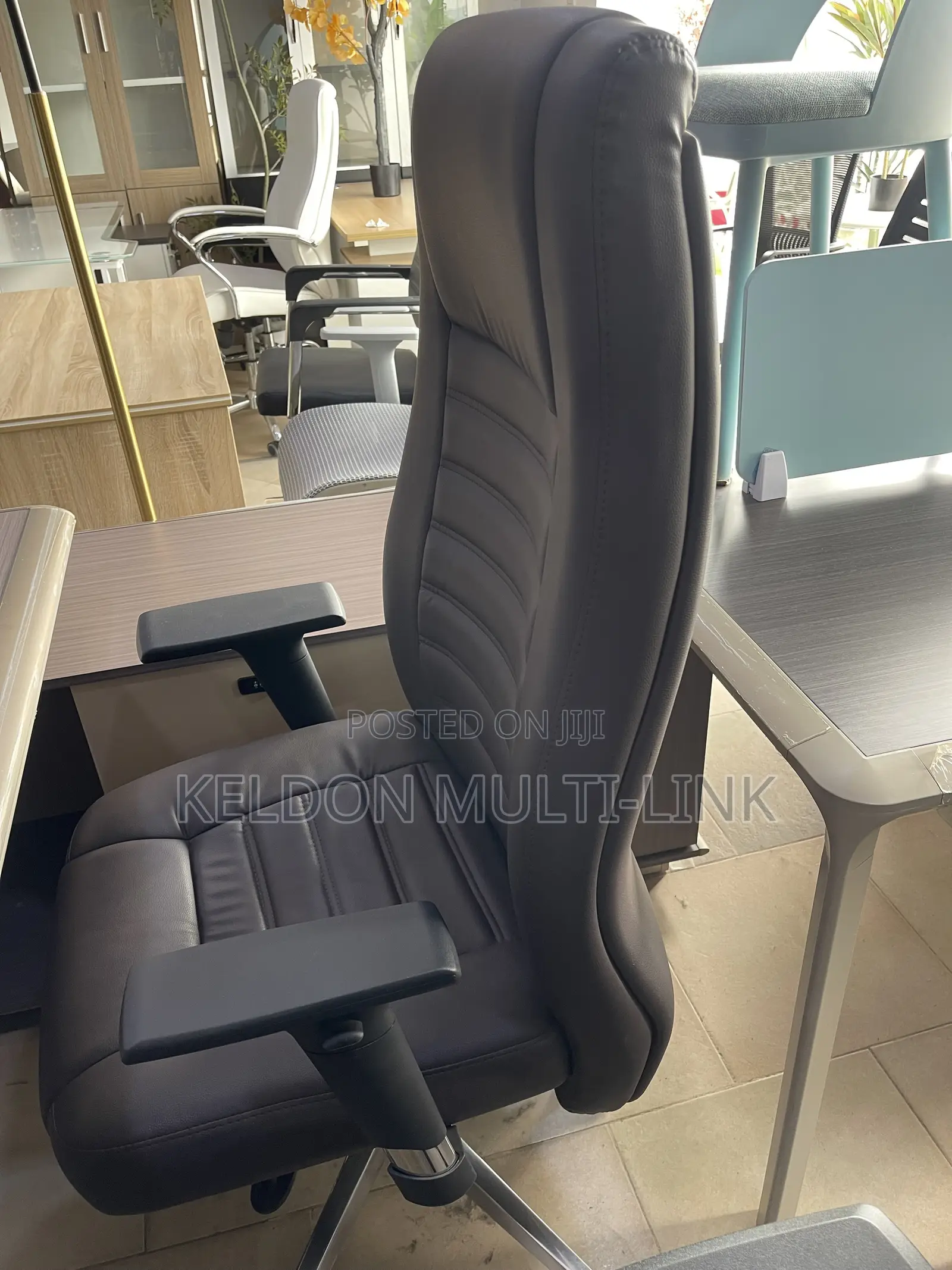 Office Swivel Ergonomic Chair