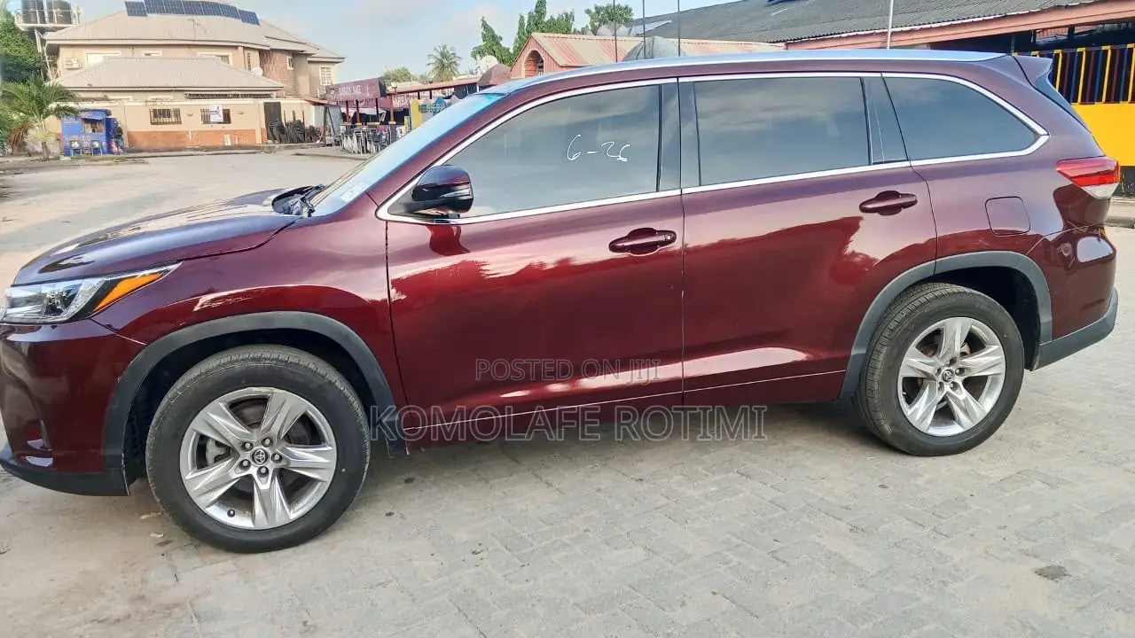 Toyota Highlander Limited 4x2 V6 (3.5L 6cyl 8A) 2018 Burgundy