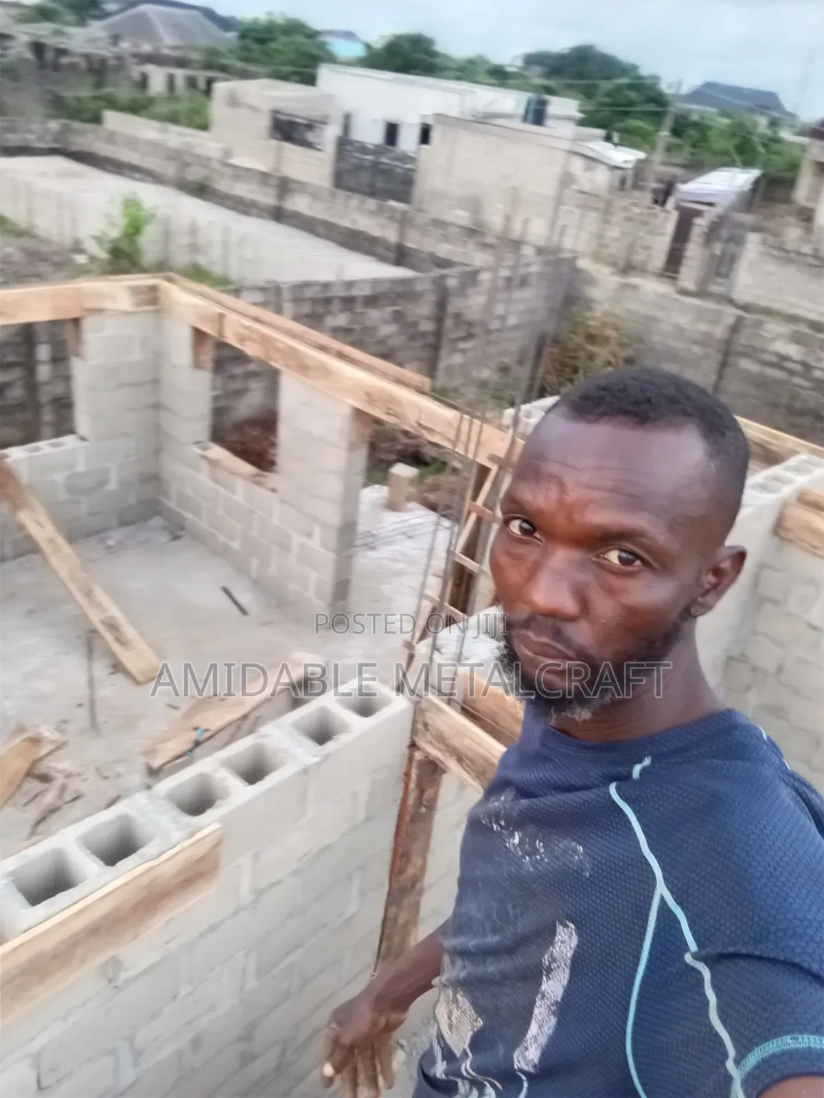 Carpenter and Furniture Expert