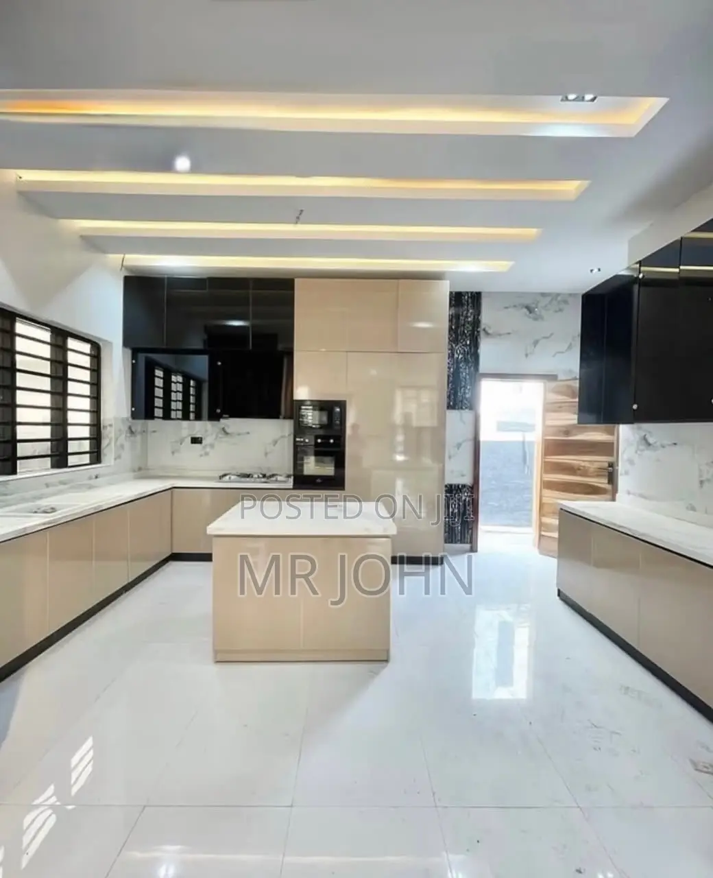 4bdrm Mansion in 2Nd Toll Gate Owo Pr, Lekki for rent