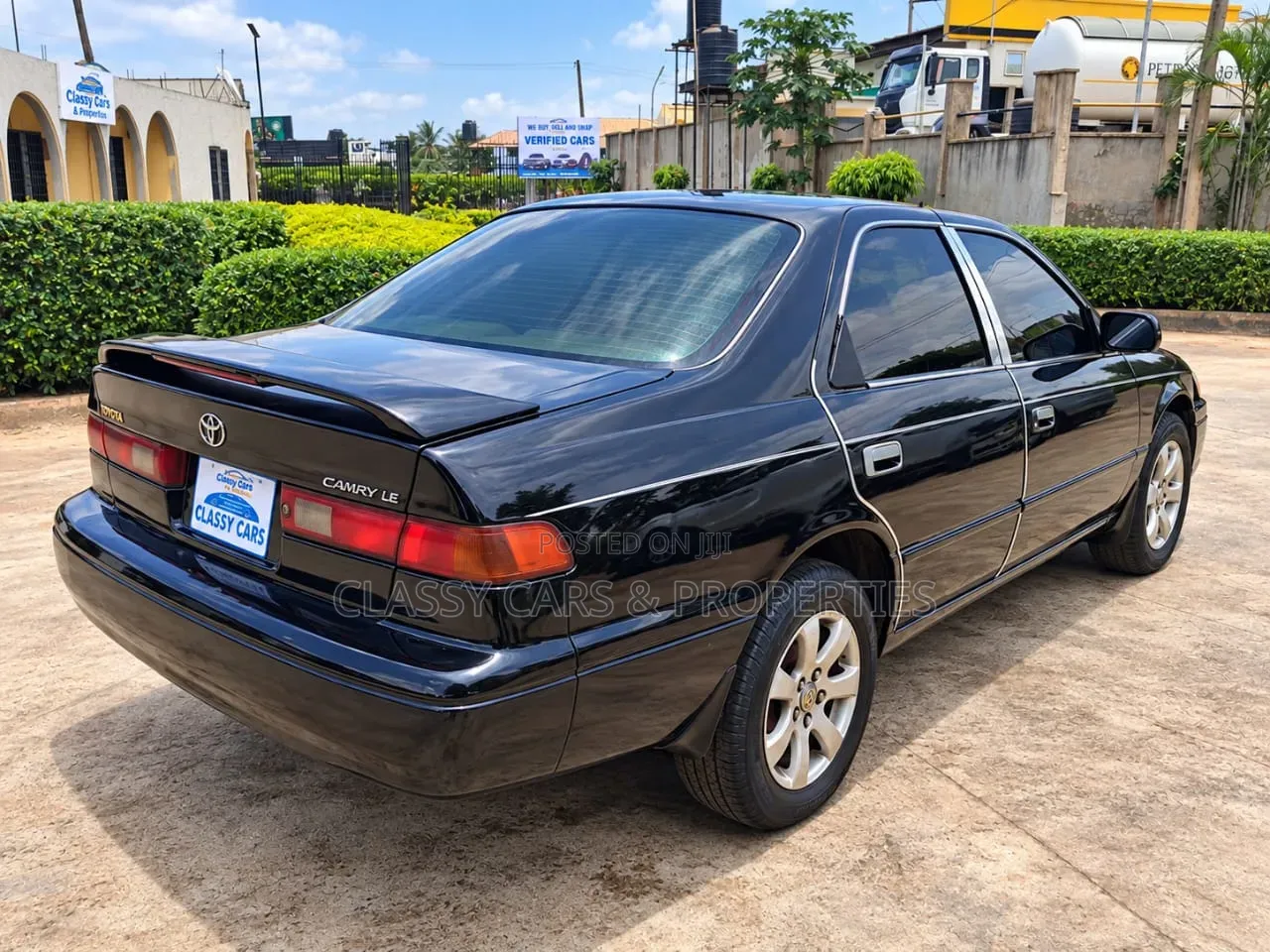 Toyota Camry LE 4dr Sedan (2.2L 4cyl 4A) 2000 Black