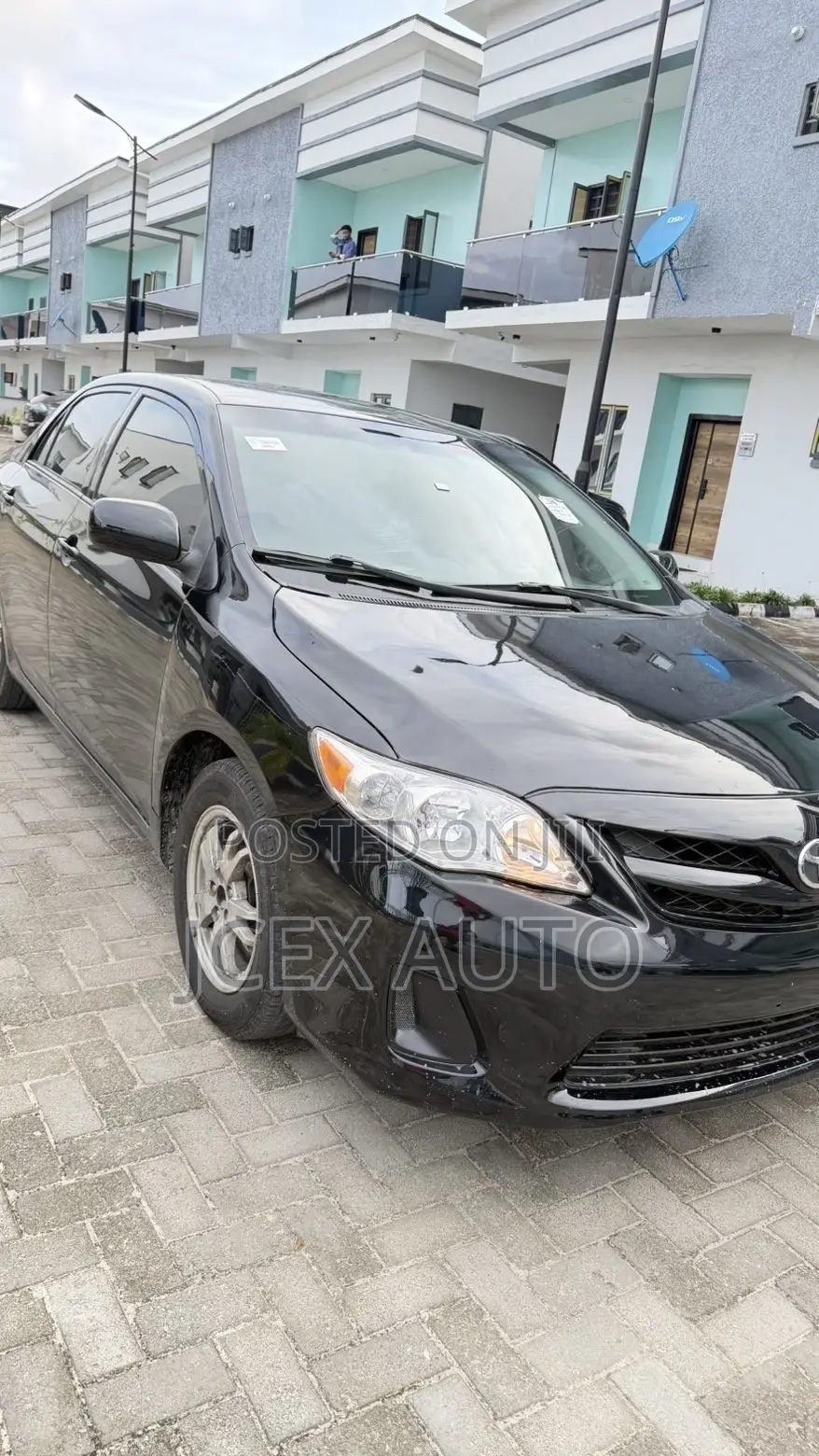Toyota Corolla L 4dr Sedan (1.8L 4cyl 5M) 2013 Gray
