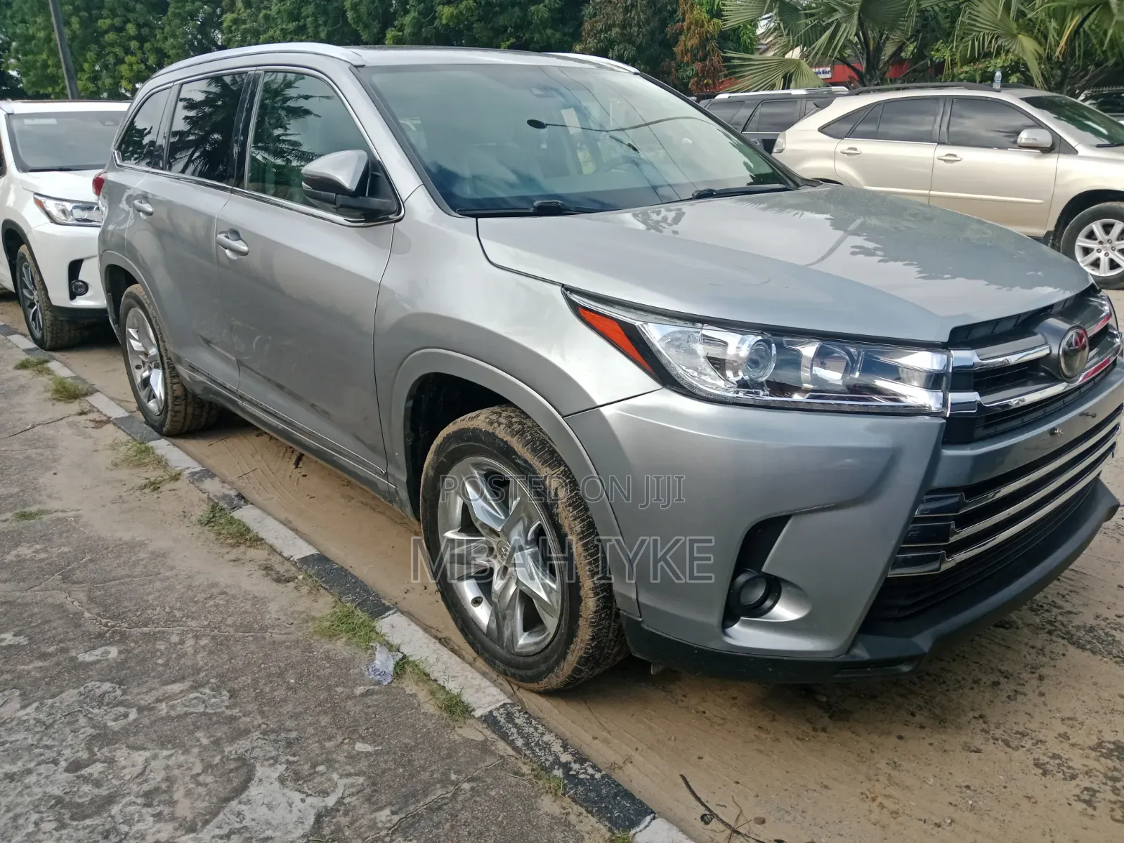 Toyota Highlander Limited 4dr SUV AWD (3.5L 6cyl 6A) 2015 Gray