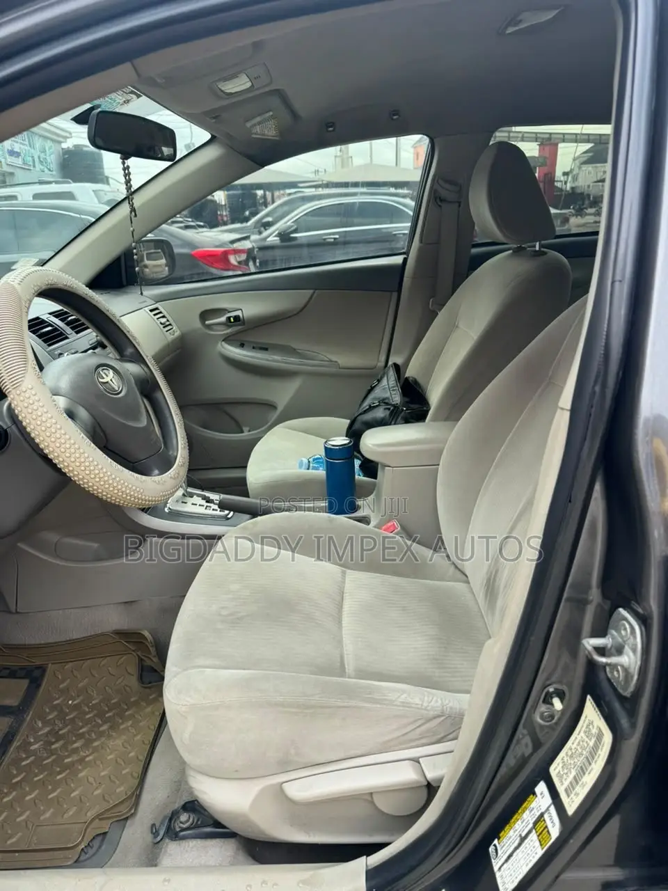Toyota Corolla LE 4dr Sedan (1.8L 4cyl 4A) 2010 Gray