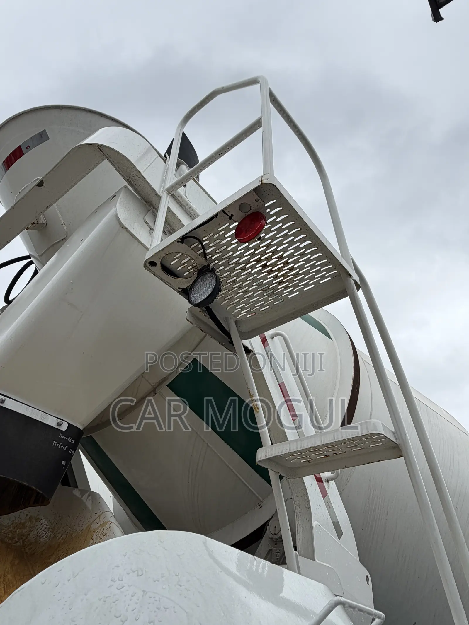 Concrete Mixers 400hp 10 CBM XCMG