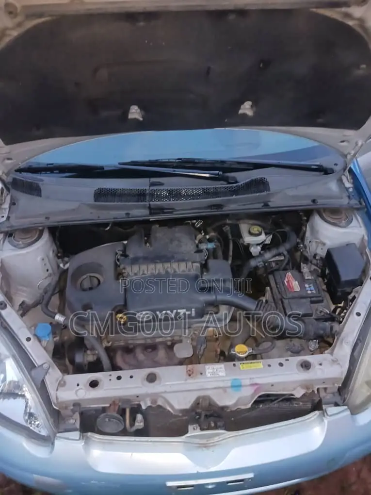 Toyota Yaris 2005 Silver