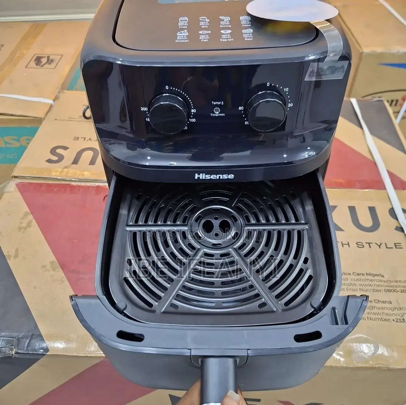 Hisense Air Fryer 8L 1700W (H08AFBK1S1)