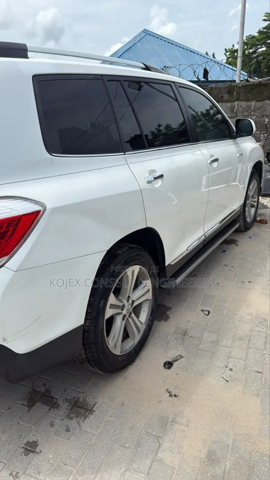 Toyota Highlander Limited 2012 White