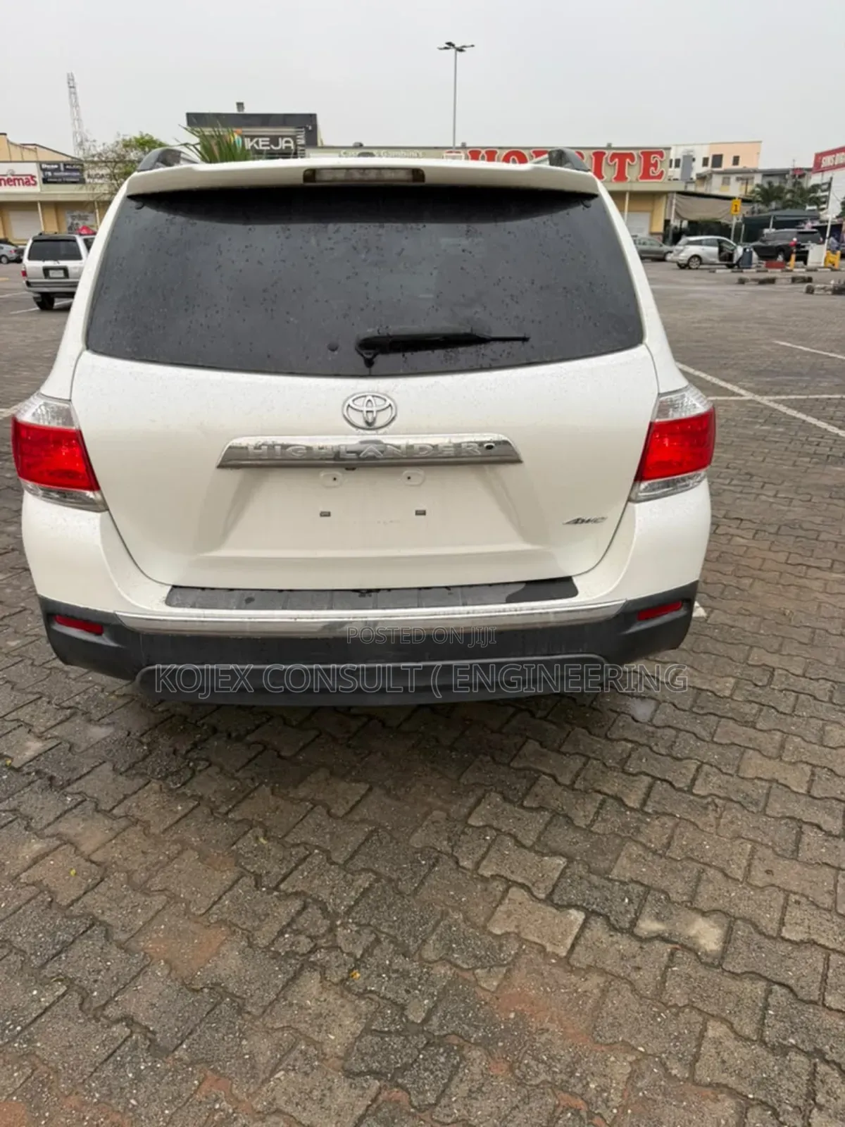Toyota Highlander Limited 2012 White