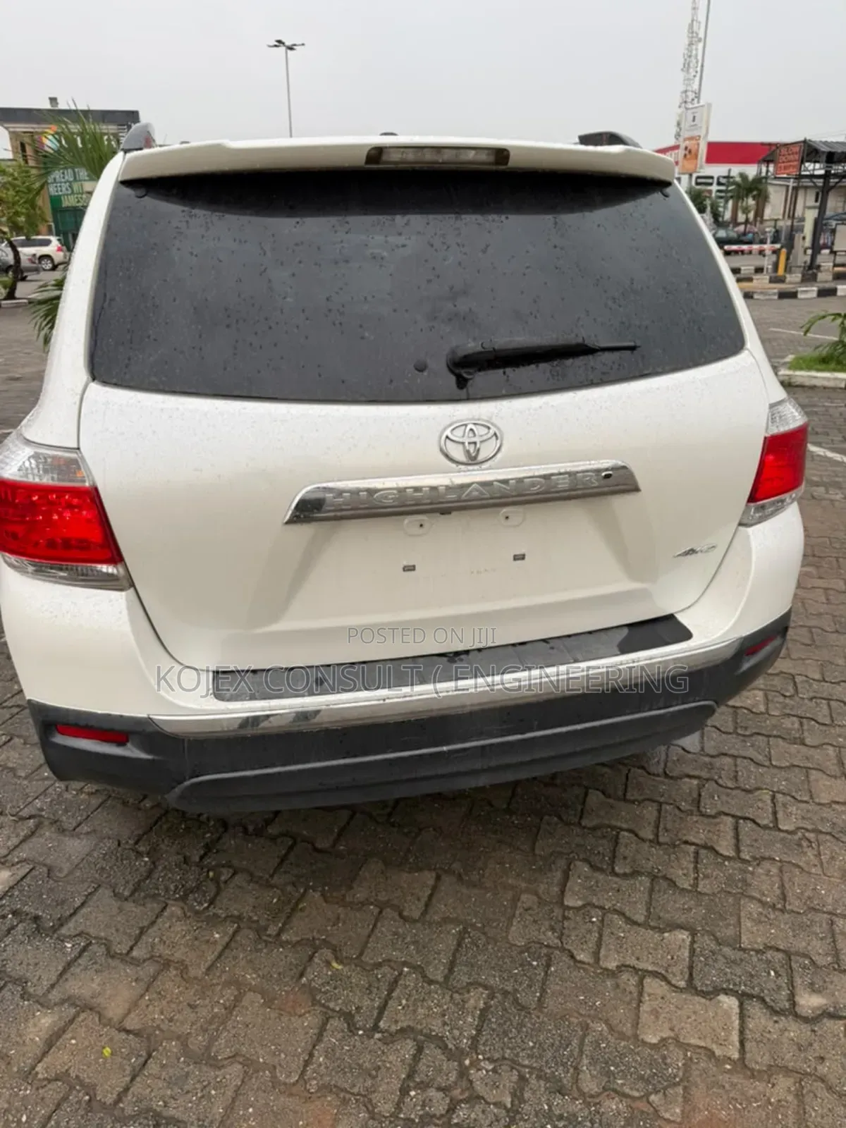 Toyota Highlander Limited 2012 White