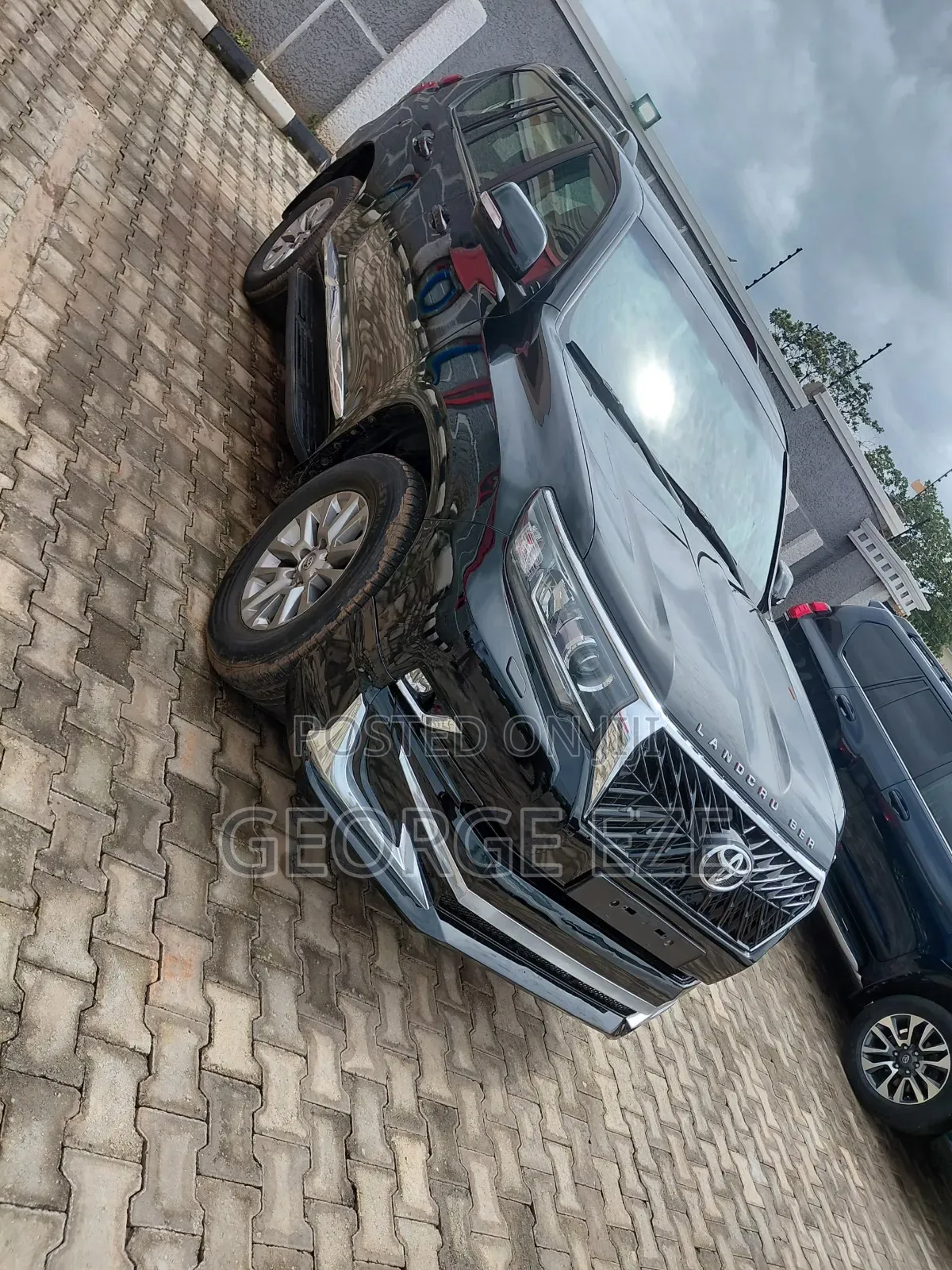 Toyota Land Cruiser Prado 2018 Black