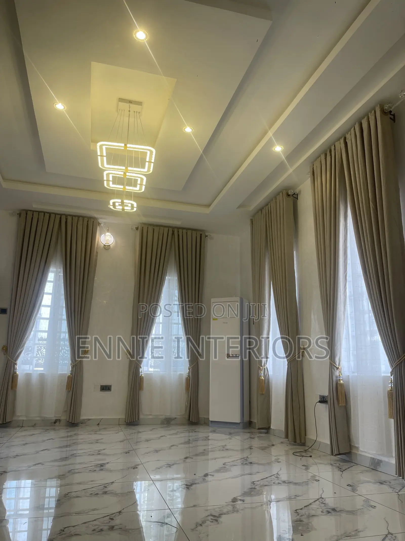 Curtain, Window Blinds and Drapes