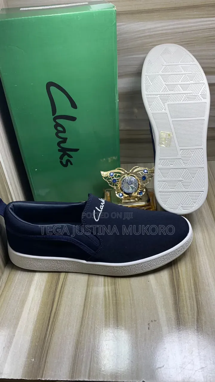 High Quality Easy to Wear Men's Clarks Shoes