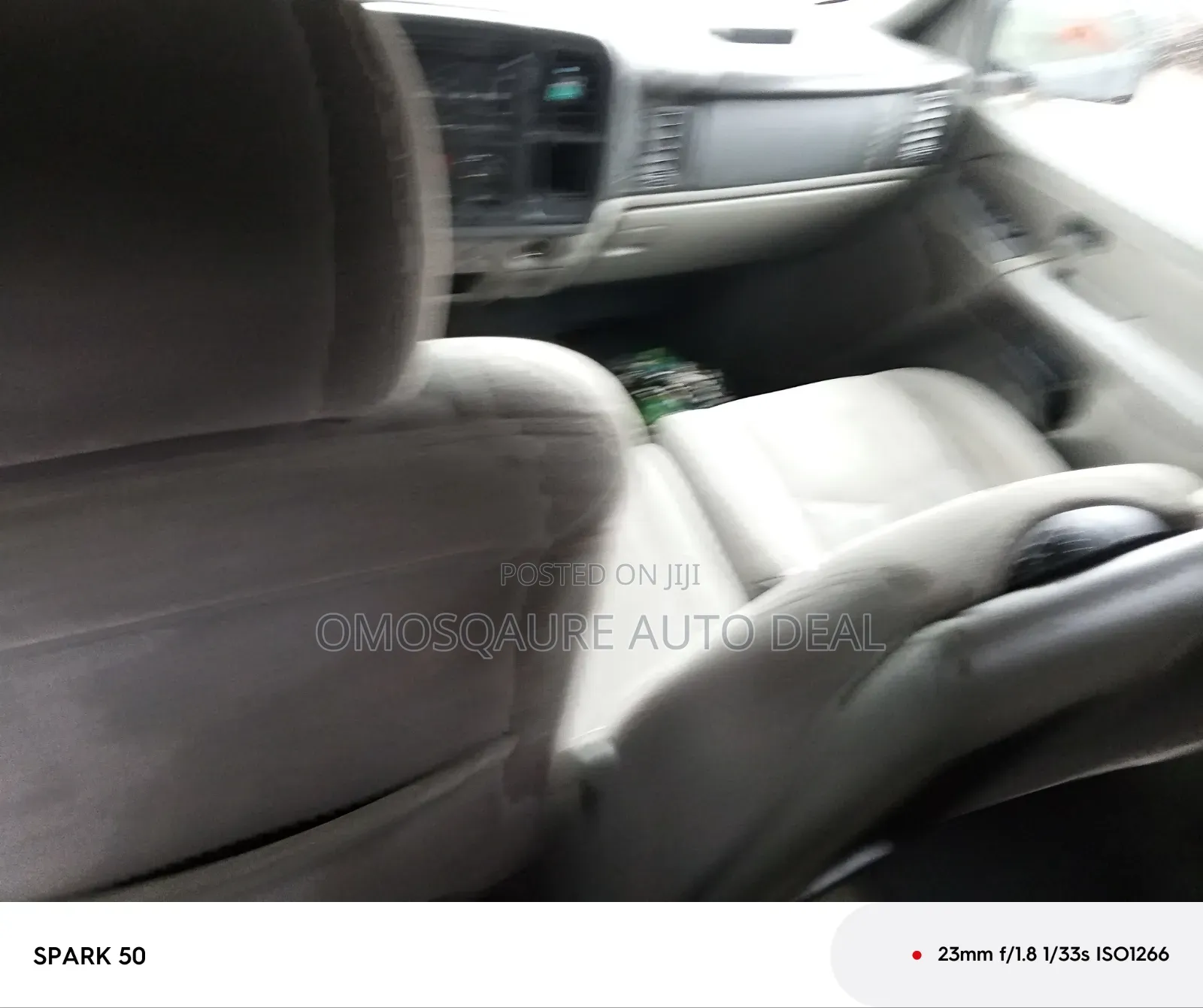 Chevrolet Suburban 2004 Gray