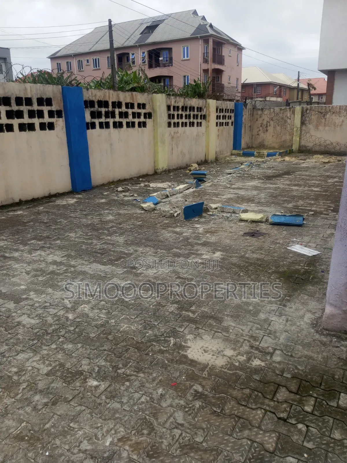 4bdrm Bungalow in Ogunfayo, Awoyaya for sale