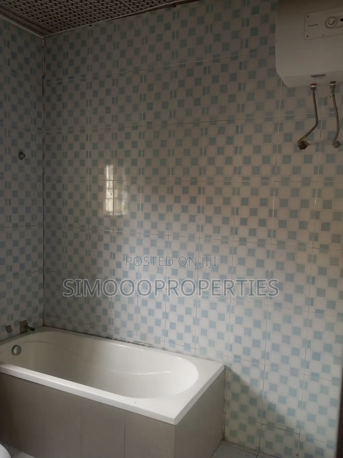 4bdrm Bungalow in Ogunfayo, Awoyaya for sale