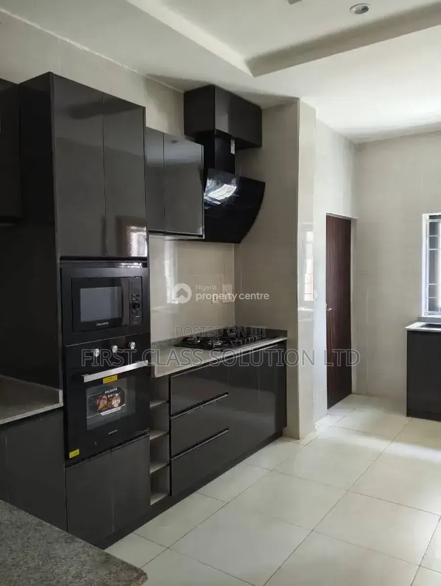Furnished 4bdrm Duplex in Asokoro for sale
