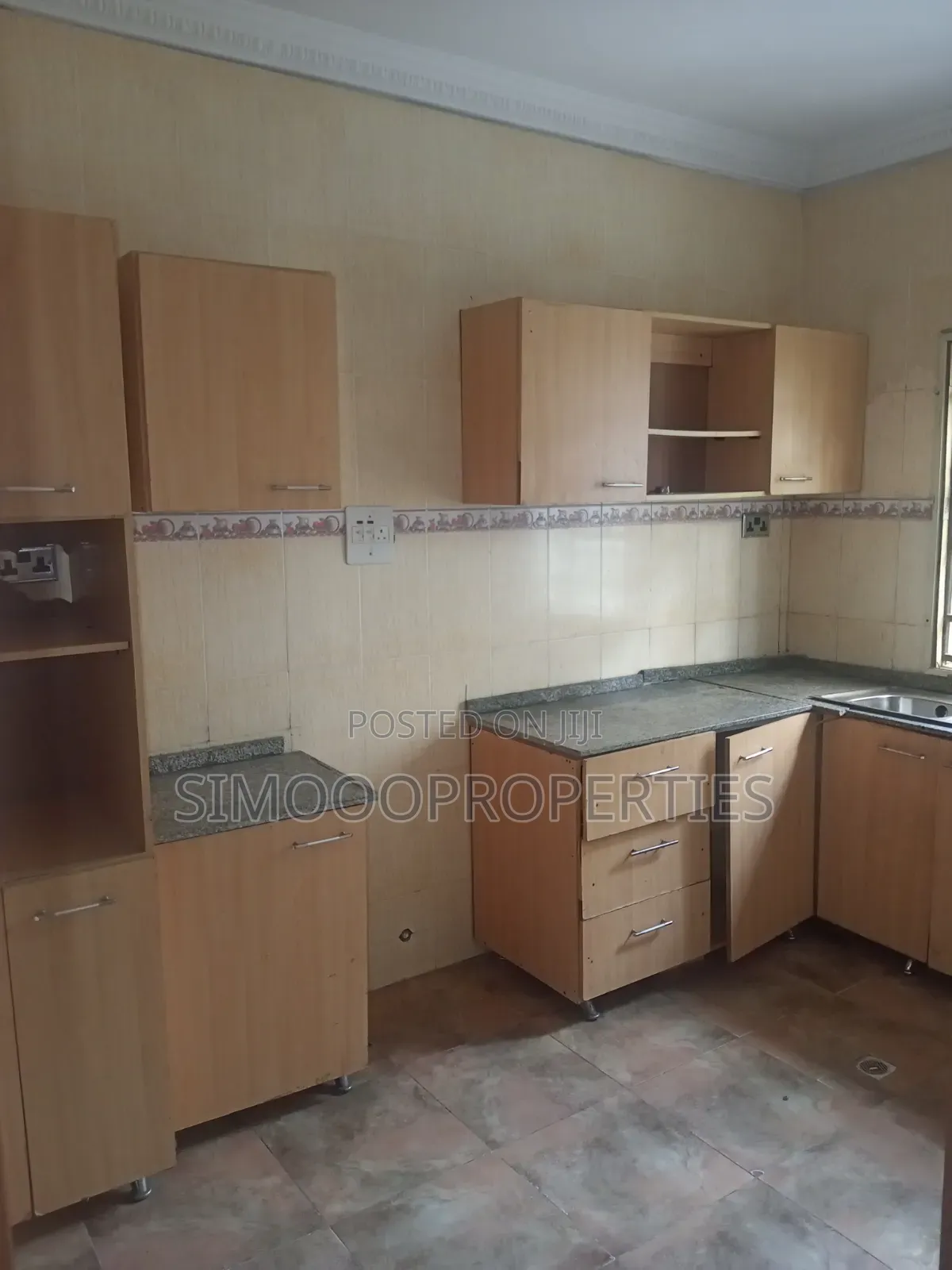 3bdrm Block of Flats in Mobile Road, Off Lekki-Epe Expressway for rent