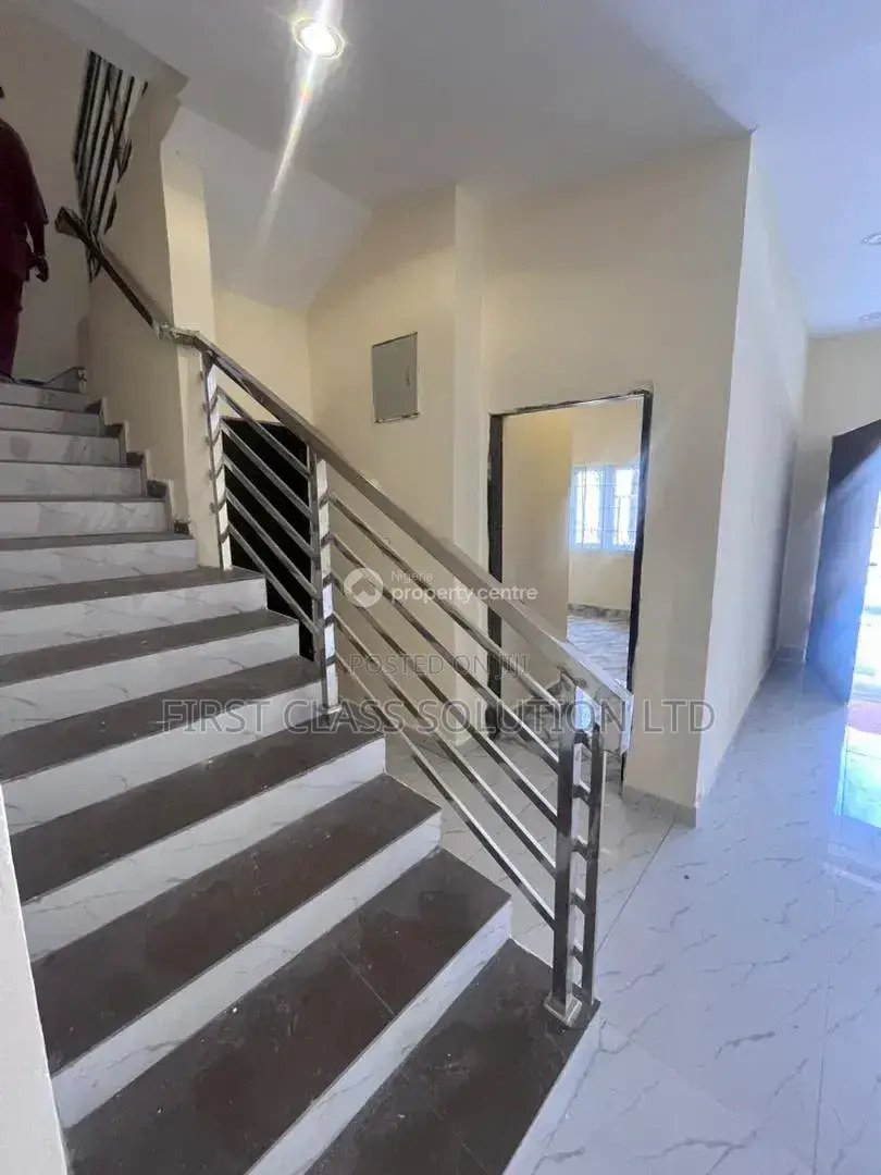 Furnished 3bdrm Bungalow in Suncity Estate, Galadimawa for sale