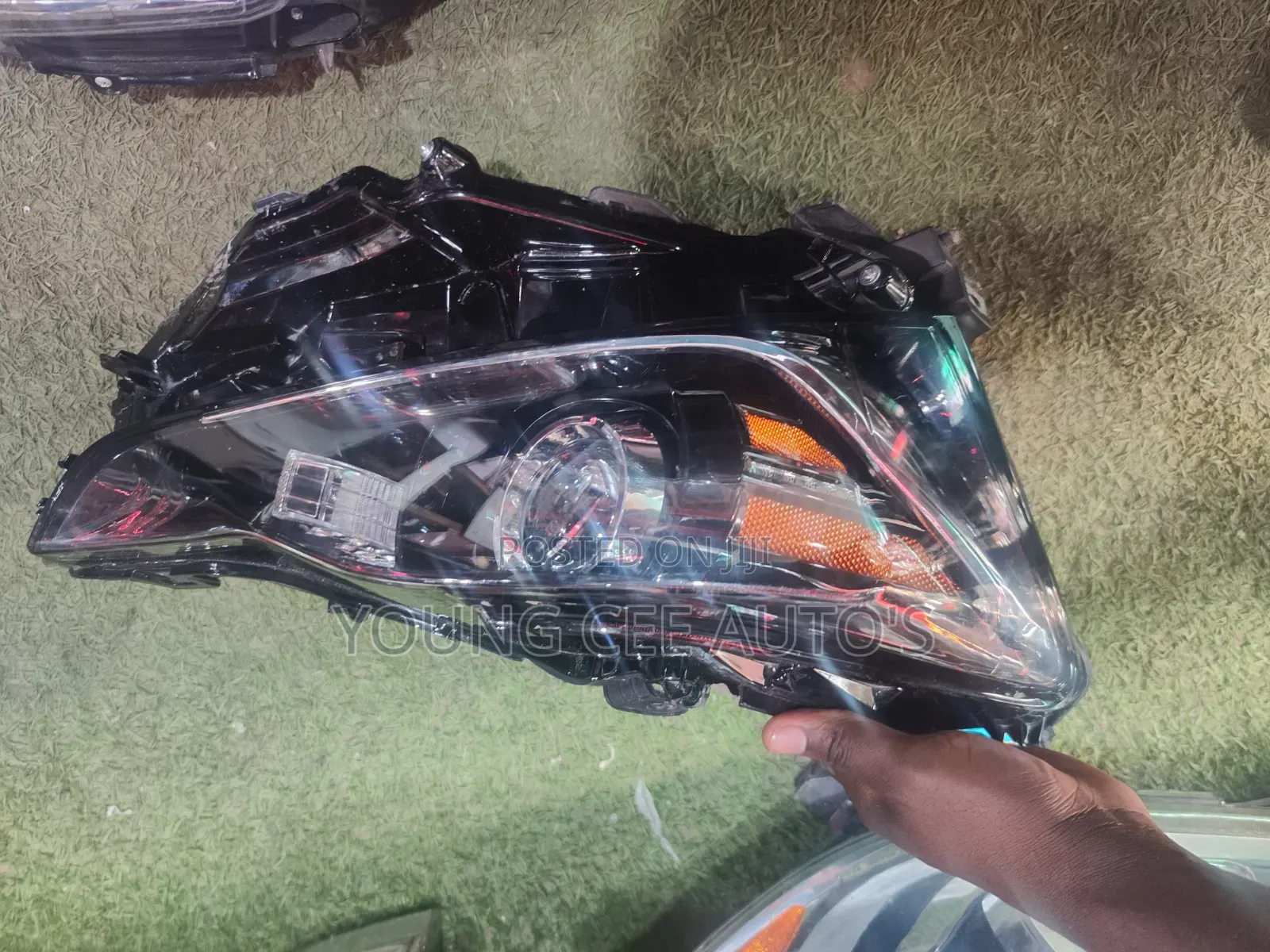 Headlight Is250 2018 Set