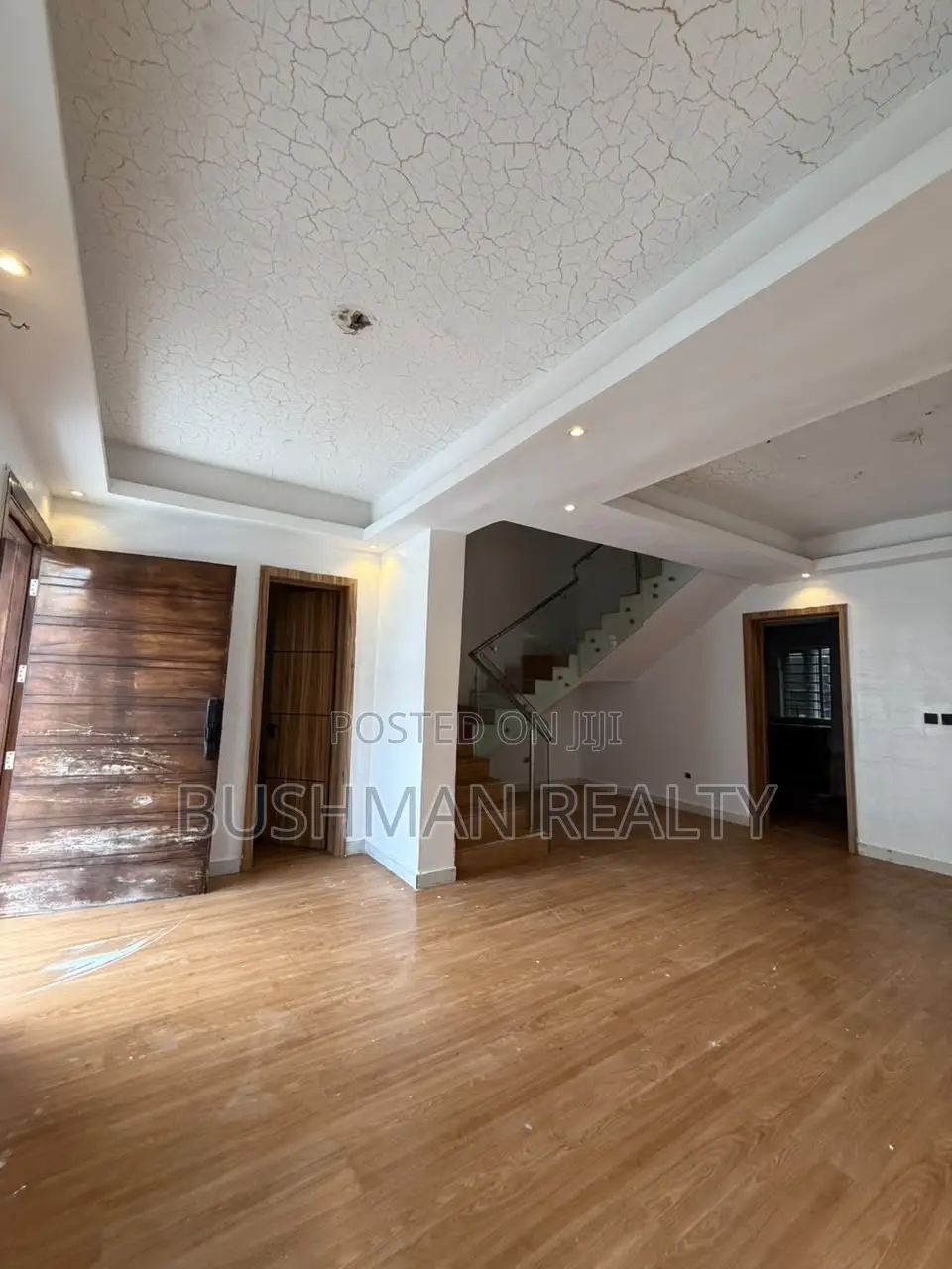 4bdrm Duplex in Lekki Phase 1 for rent