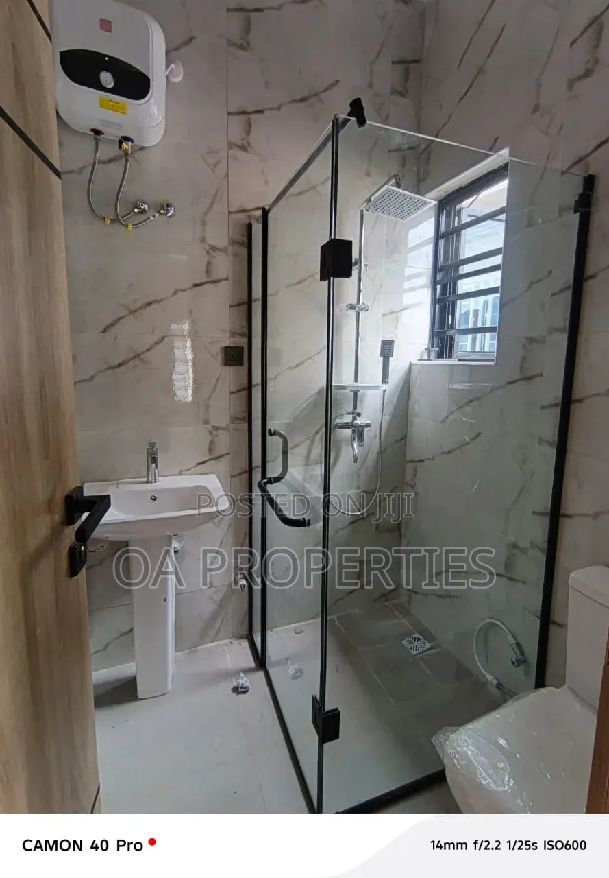 2bdrm Duplex in Okebadan Estate for rent