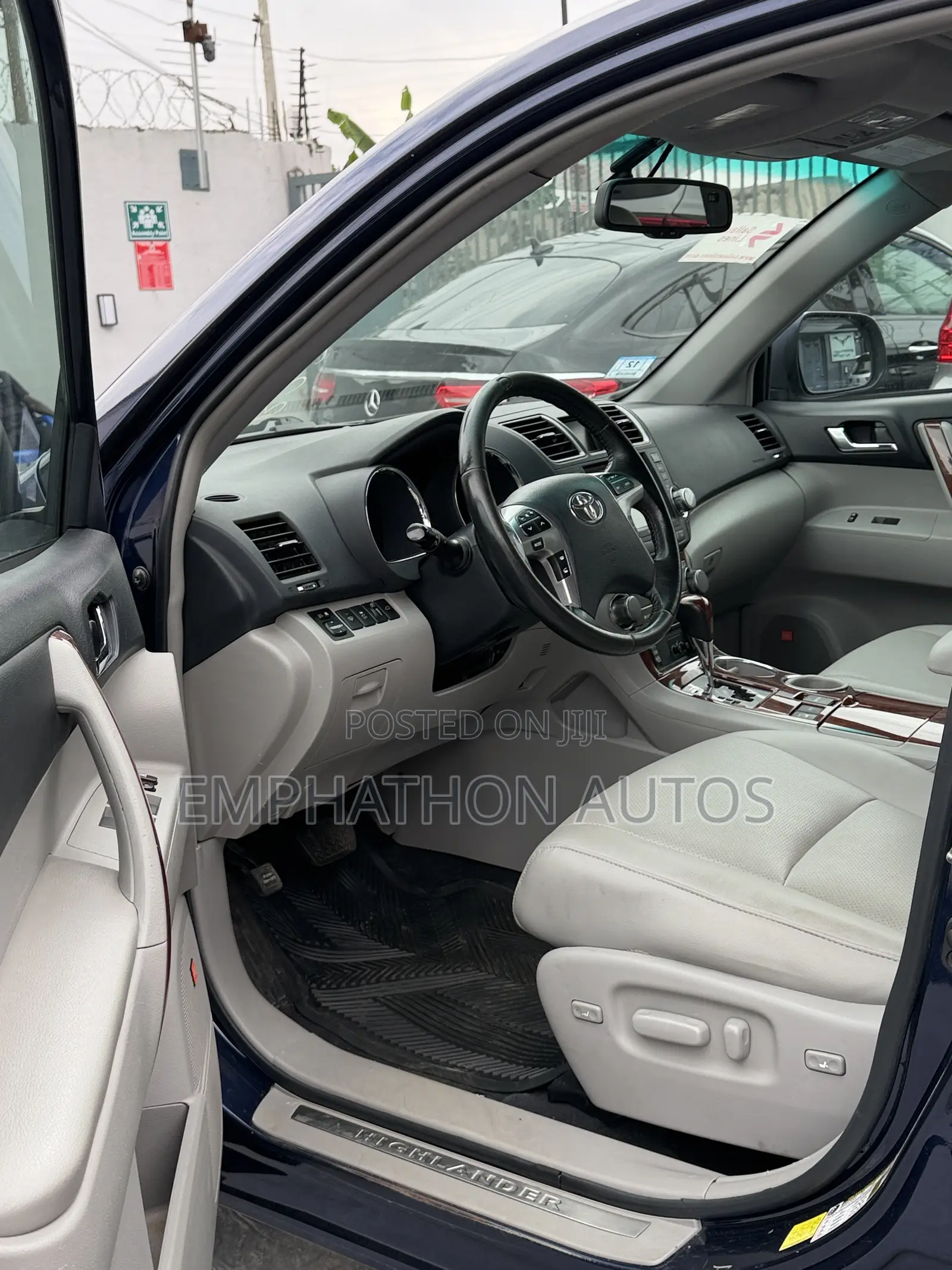 Toyota Highlander 2012 Blue