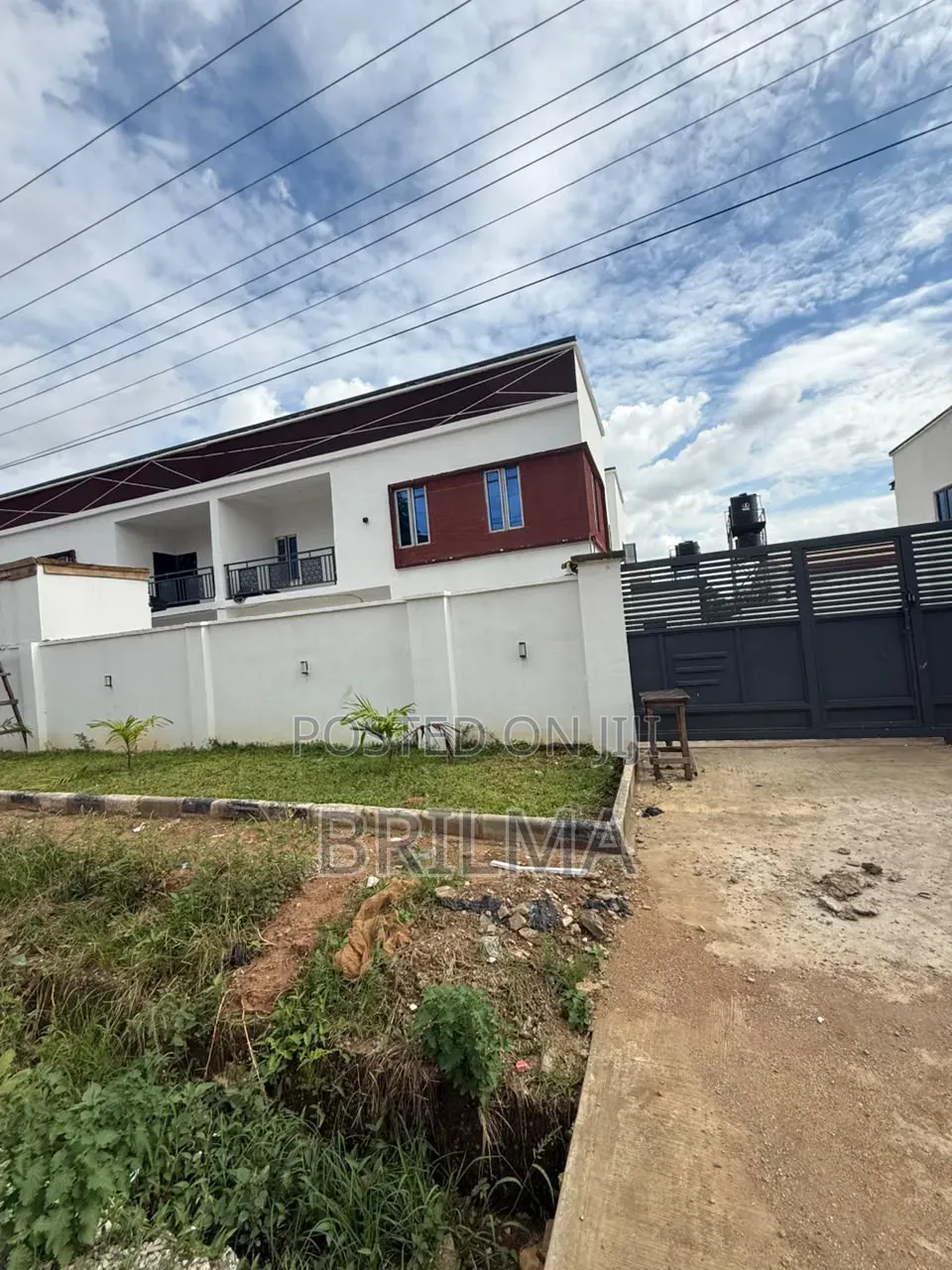 4bdrm Duplex in Gwarinpa for rent