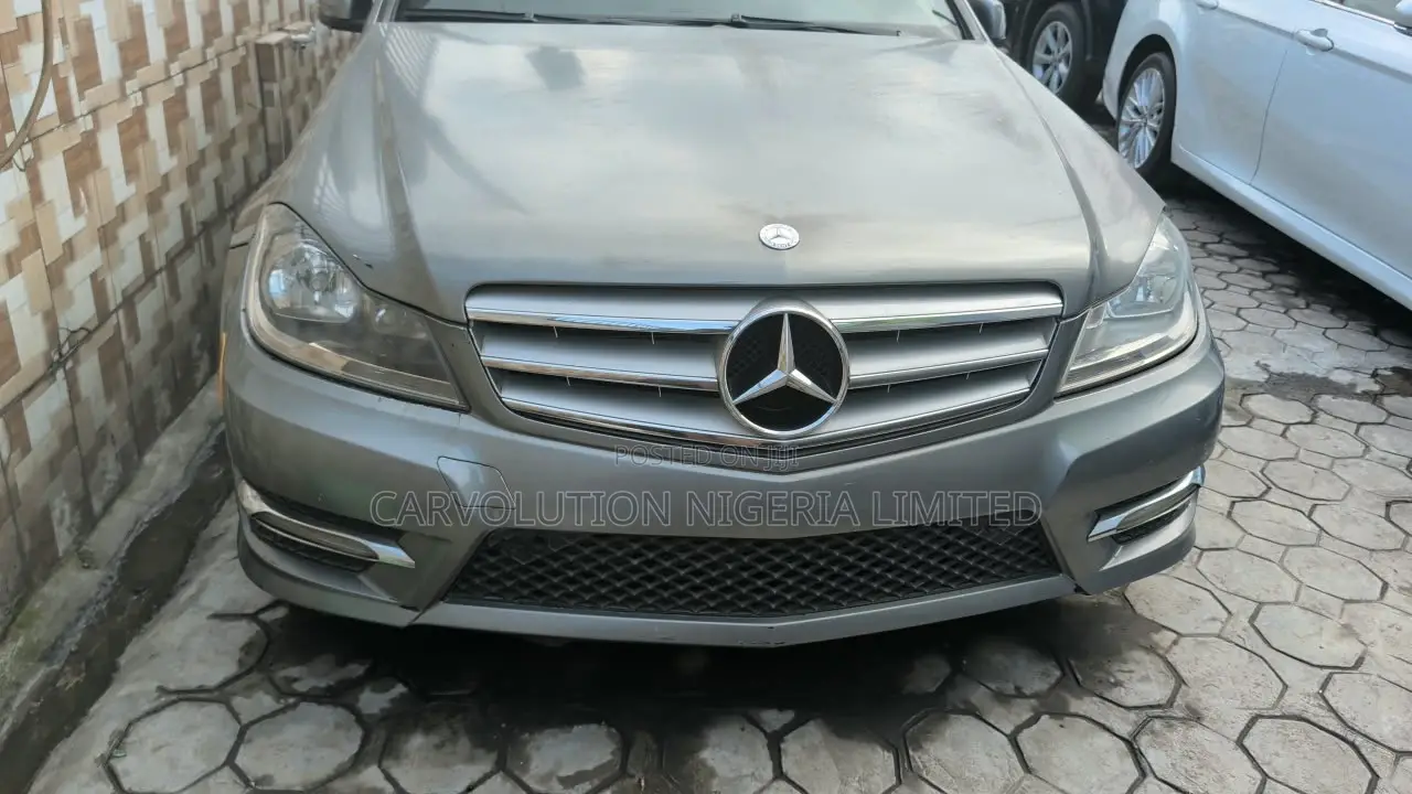 Mercedes-Benz C250 2012 Gray
