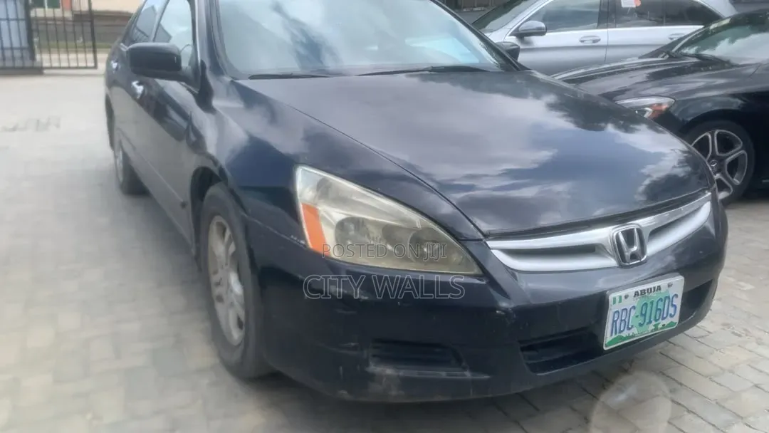 Honda Accord 2005 Black
