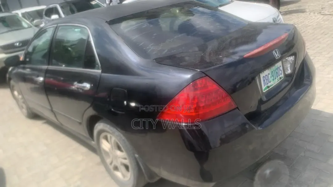 Honda Accord 2005 Black