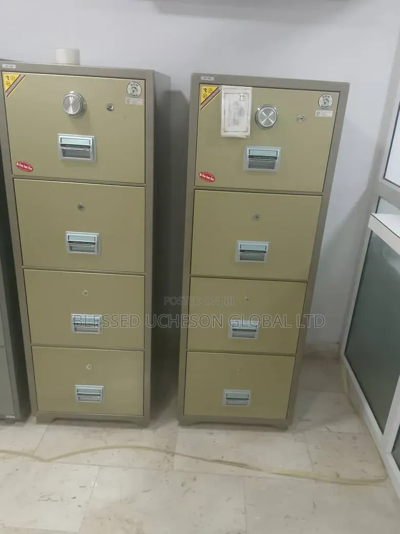 Brand New Heavy-Duty Fireproof 4-Drawer Filing Safe