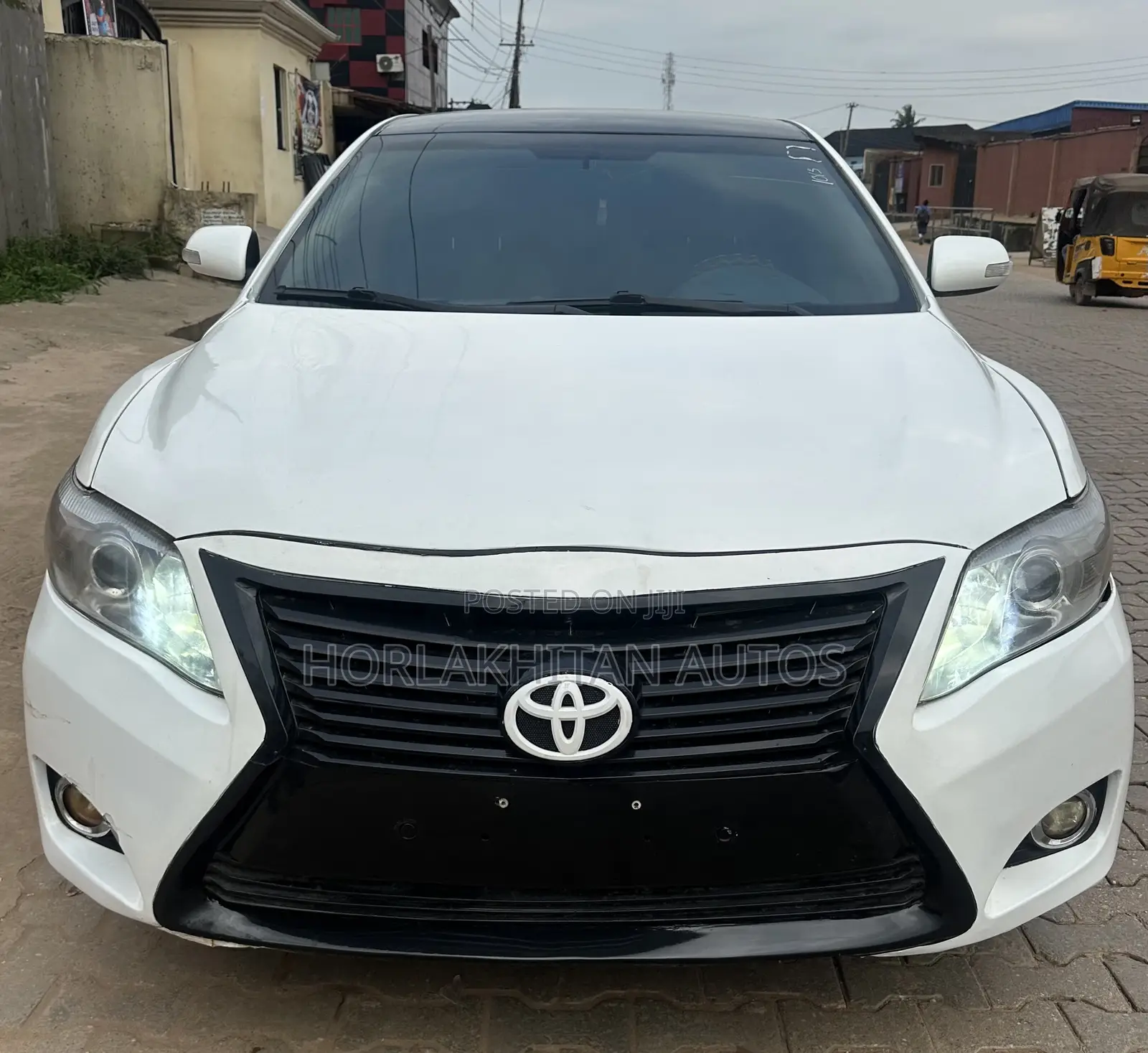 Toyota Camry XLE 4dr Sedan (2.4 4cyl 5A) 2008 White