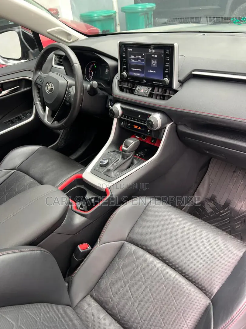 Toyota RAV4 TRD Off Road AWD 2020 Green