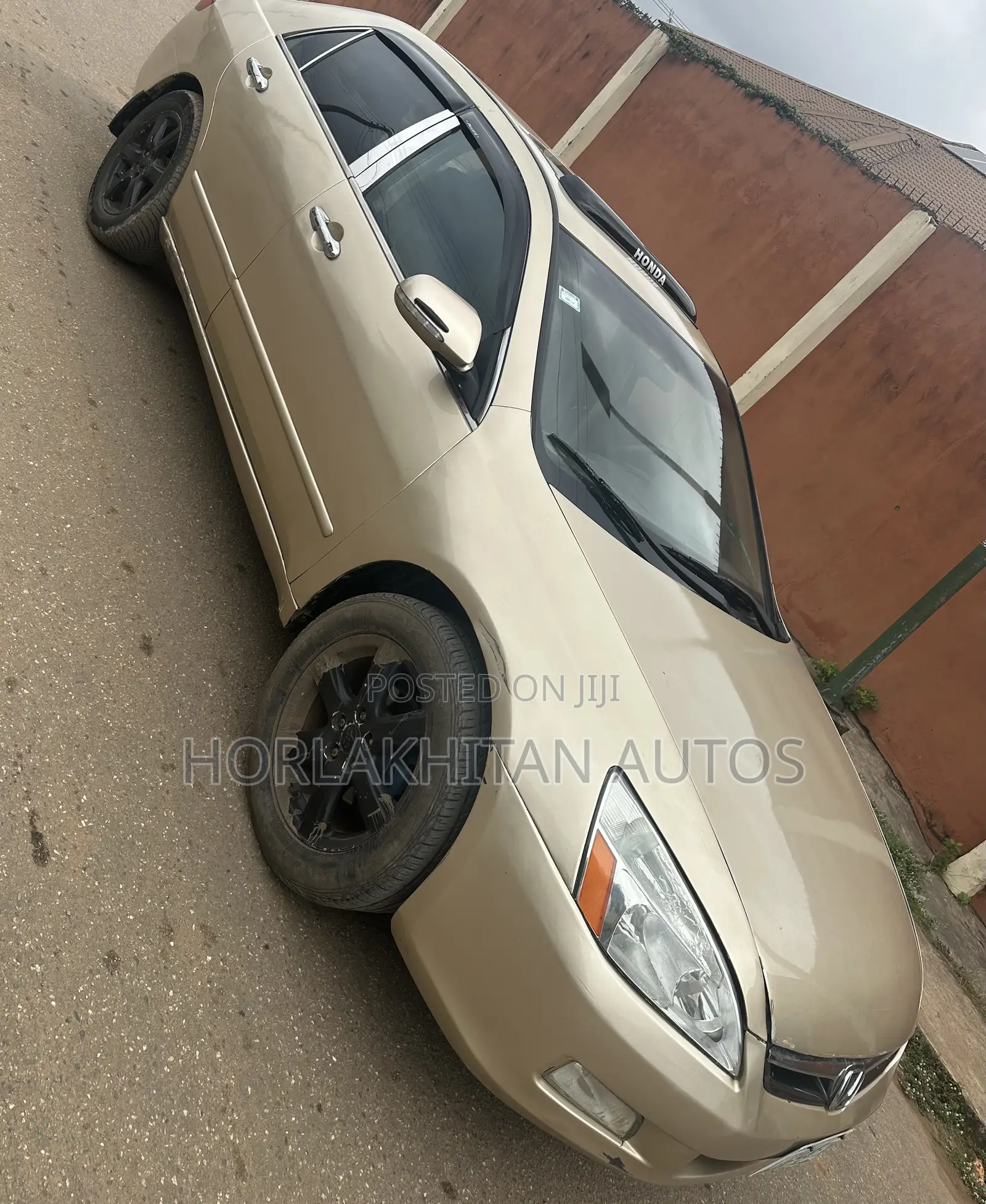 Honda Accord Automatic 2005 Gold