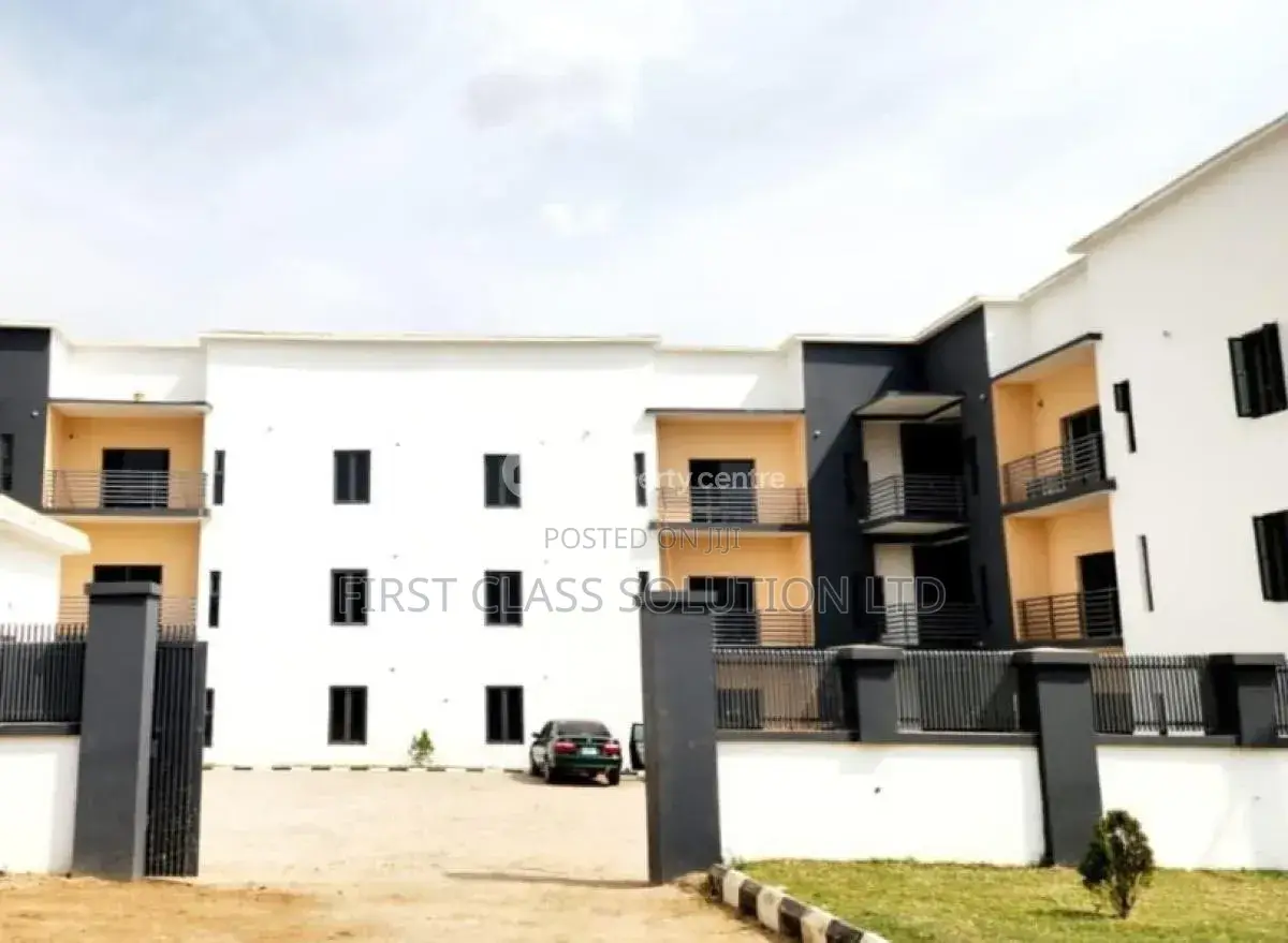 Furnished 3bdrm Apartment in Kaura for sale