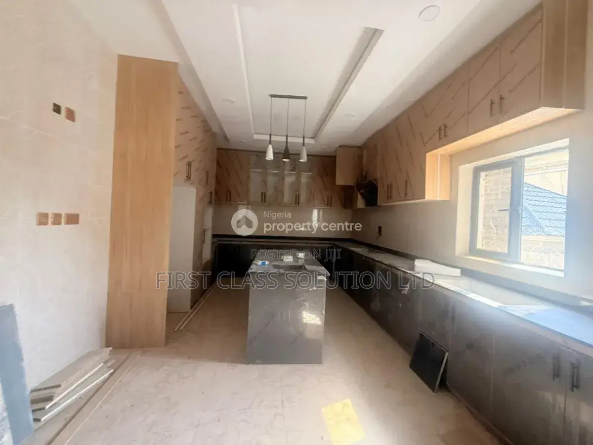Furnished 5bdrm Duplex in Galadimawa for sale