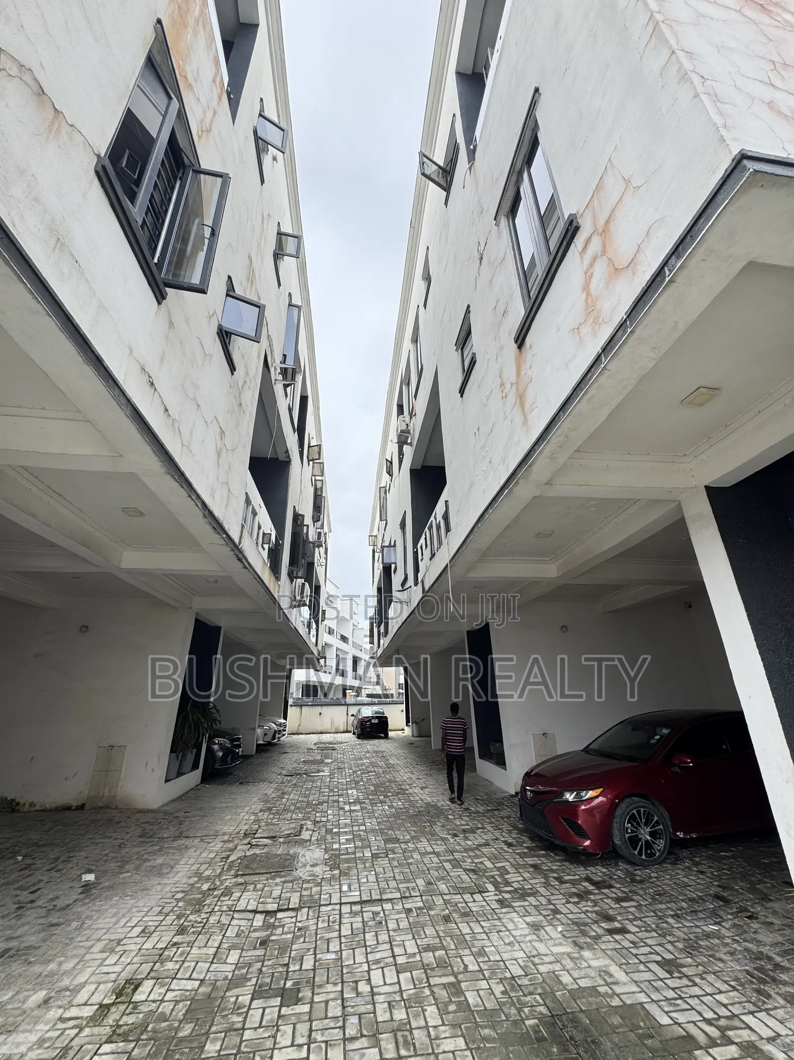 4bdrm Duplex in Ologolo for rent