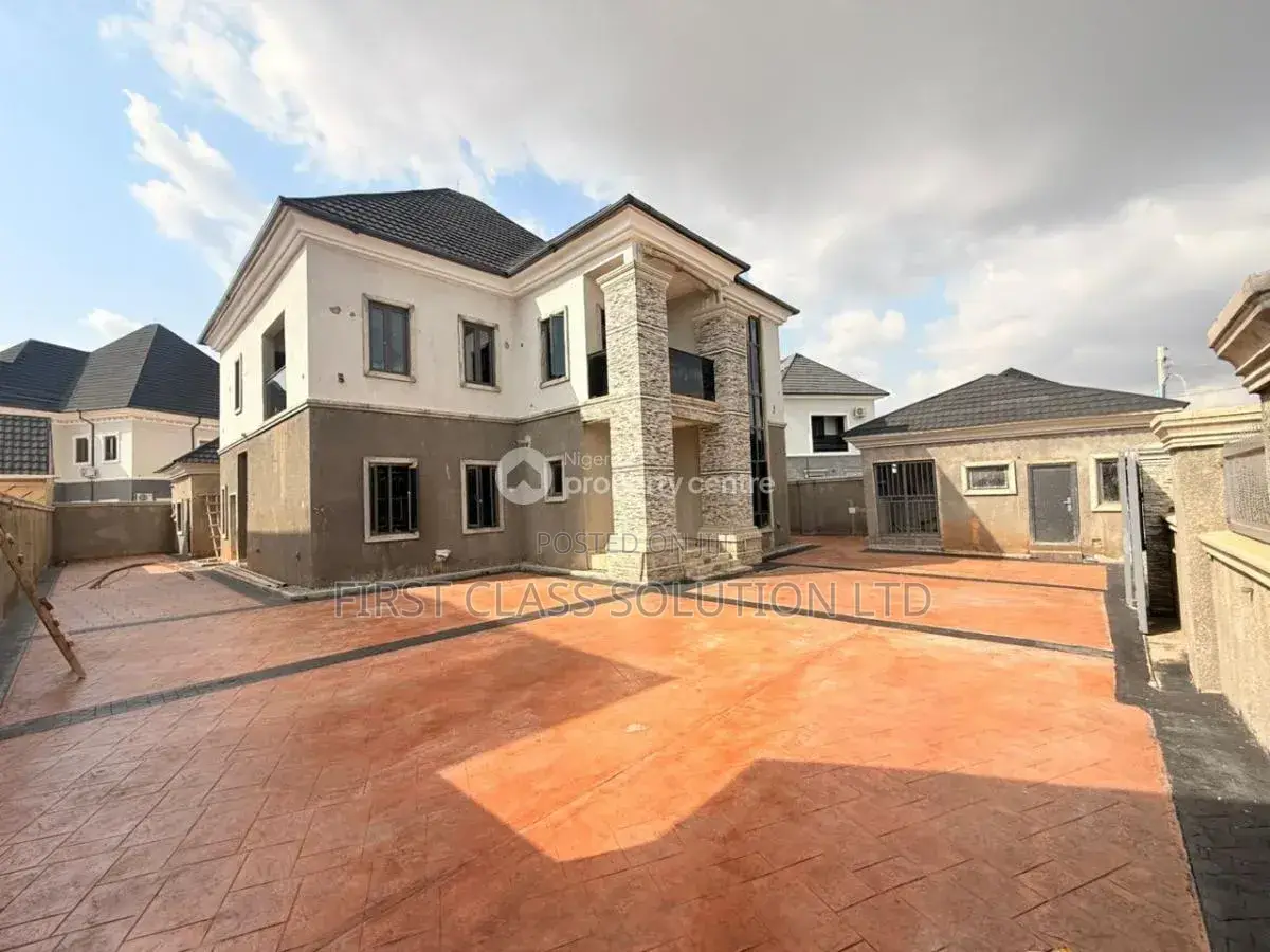 Furnished 5bdrm Duplex in Galadimawa for sale