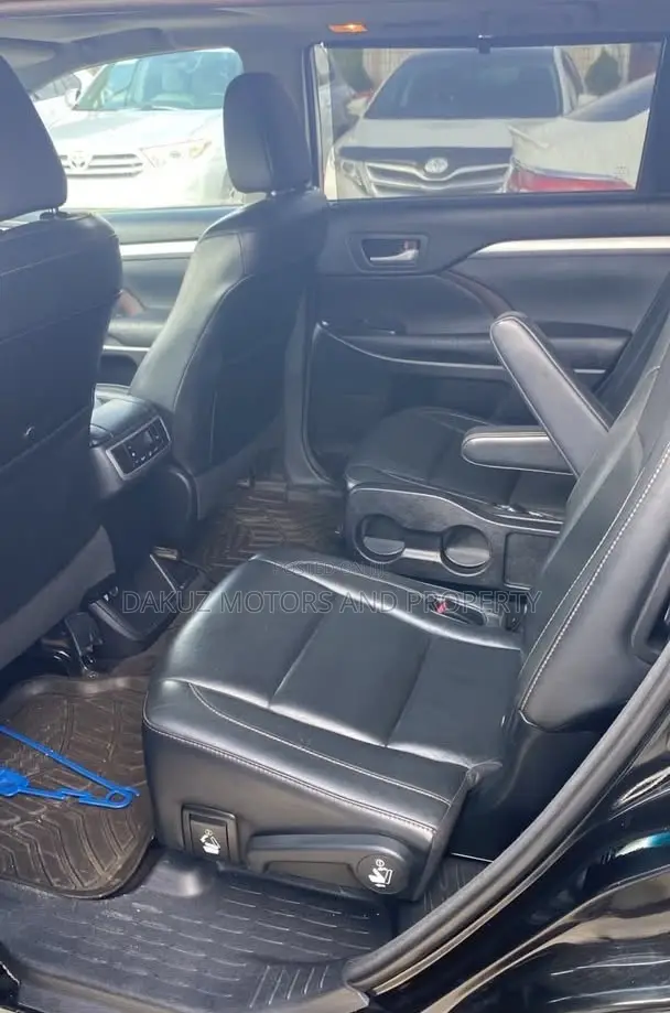 Toyota Highlander 2015 Blue