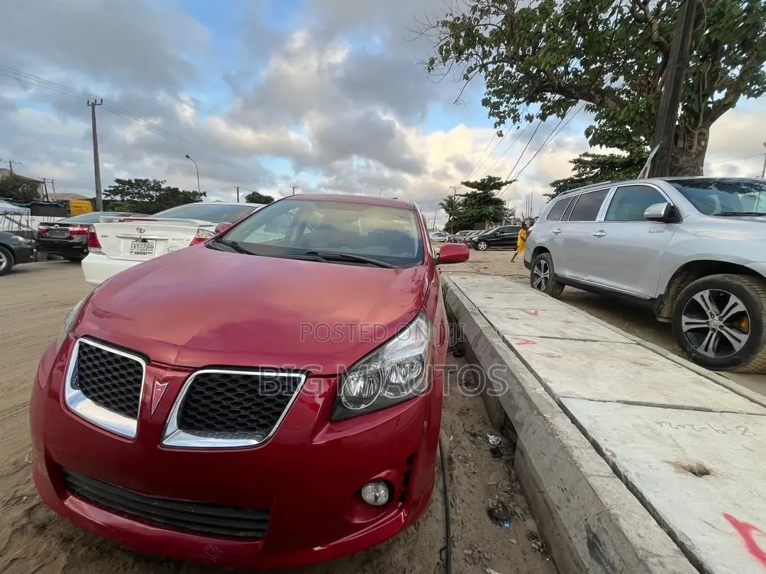 Pontiac Vibe 2008 Red
