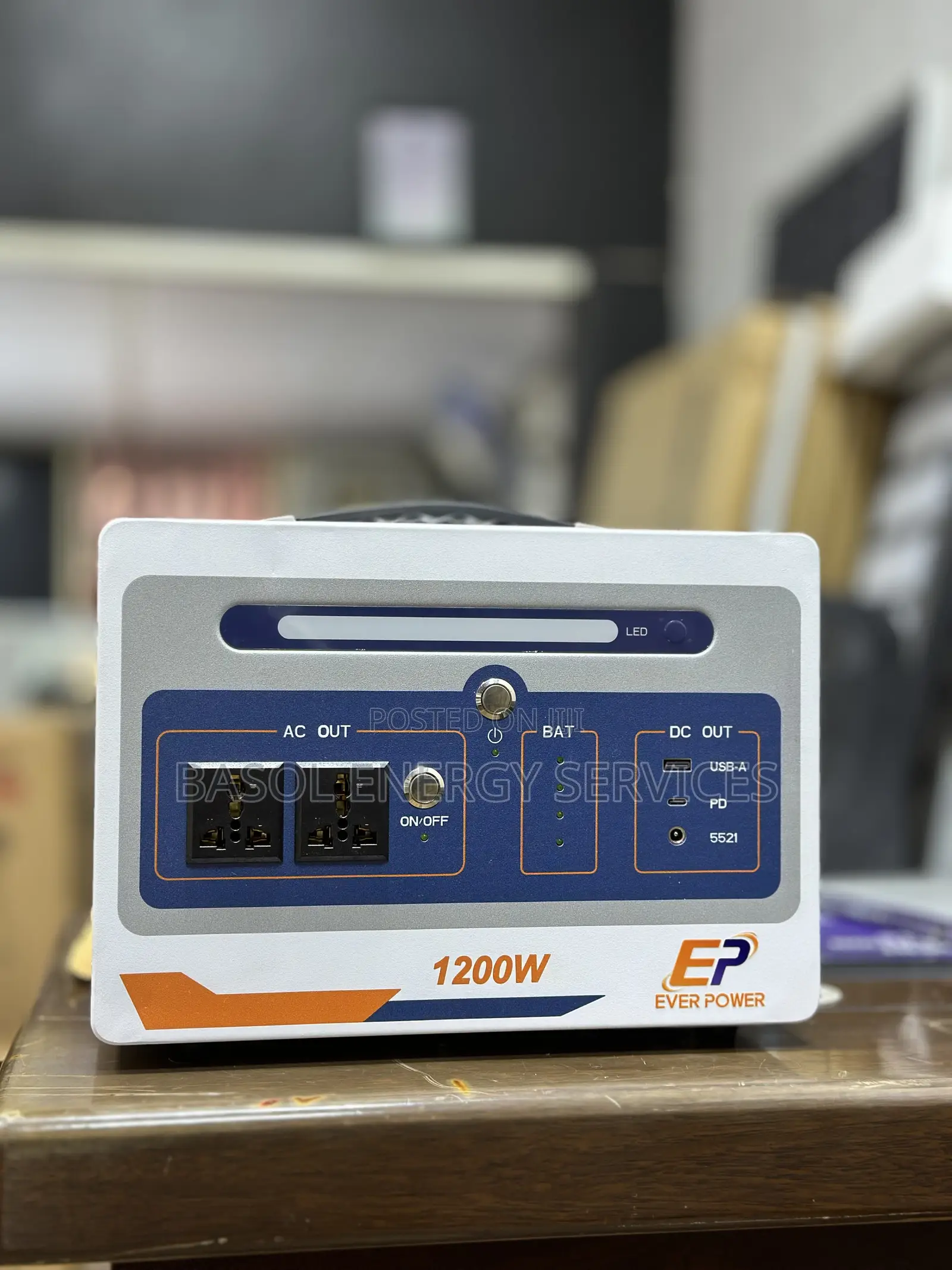 1.2kva /1kwh Battery All in One Solar Generator