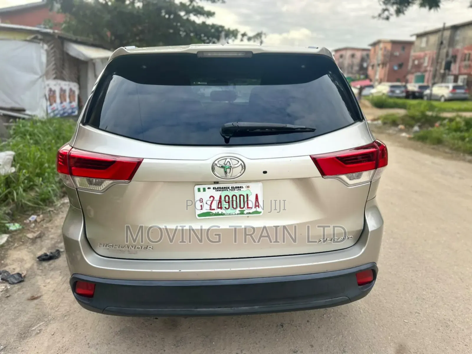 Toyota Highlander 2015 Gold