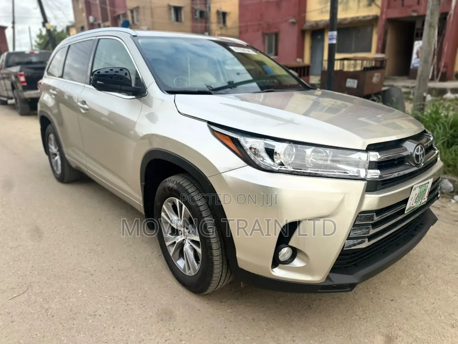 Toyota Highlander 2015 Gold
