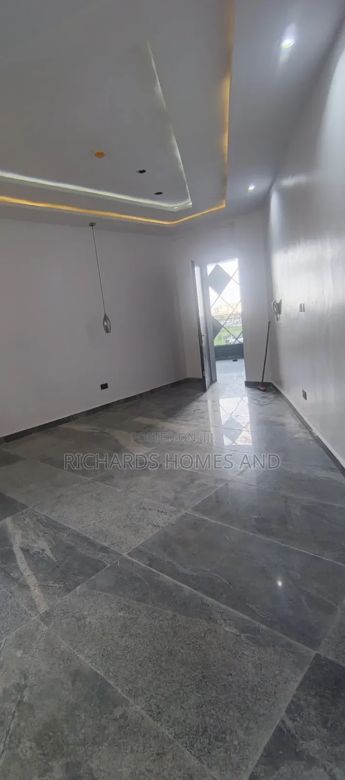 Studio Apartment in Ikate for rent