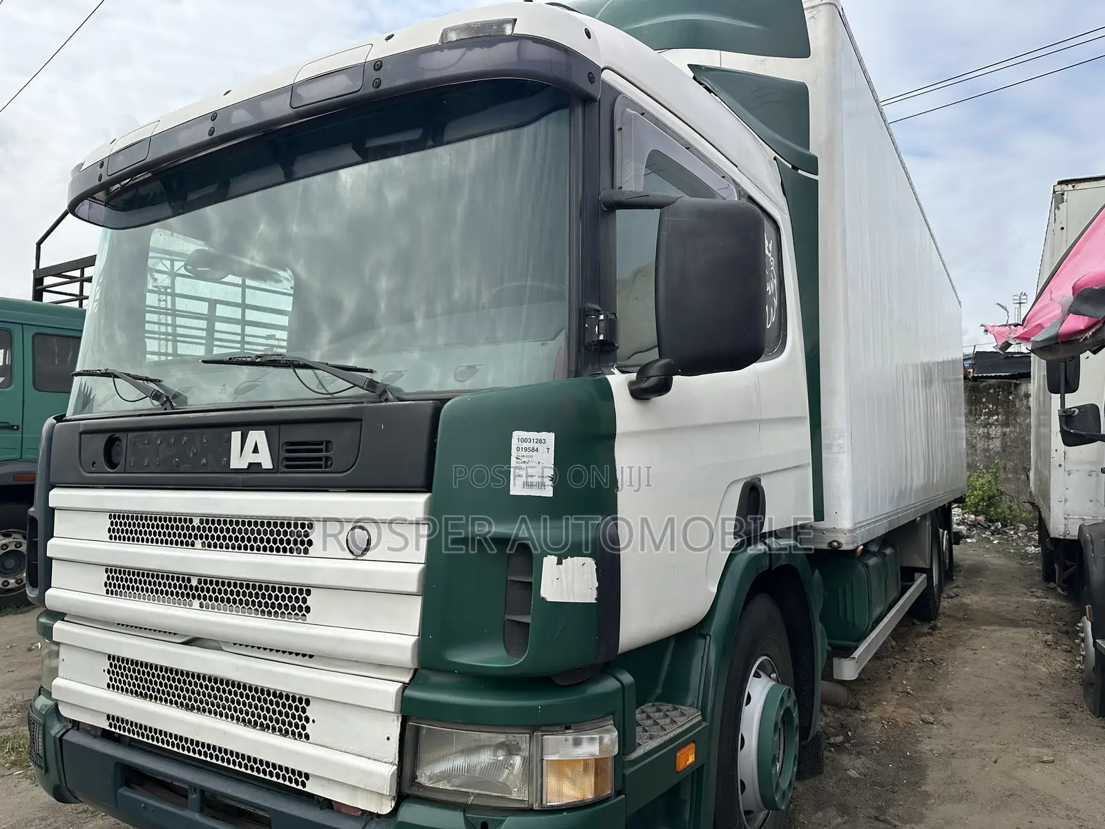 Scannia 20 Feet Truck