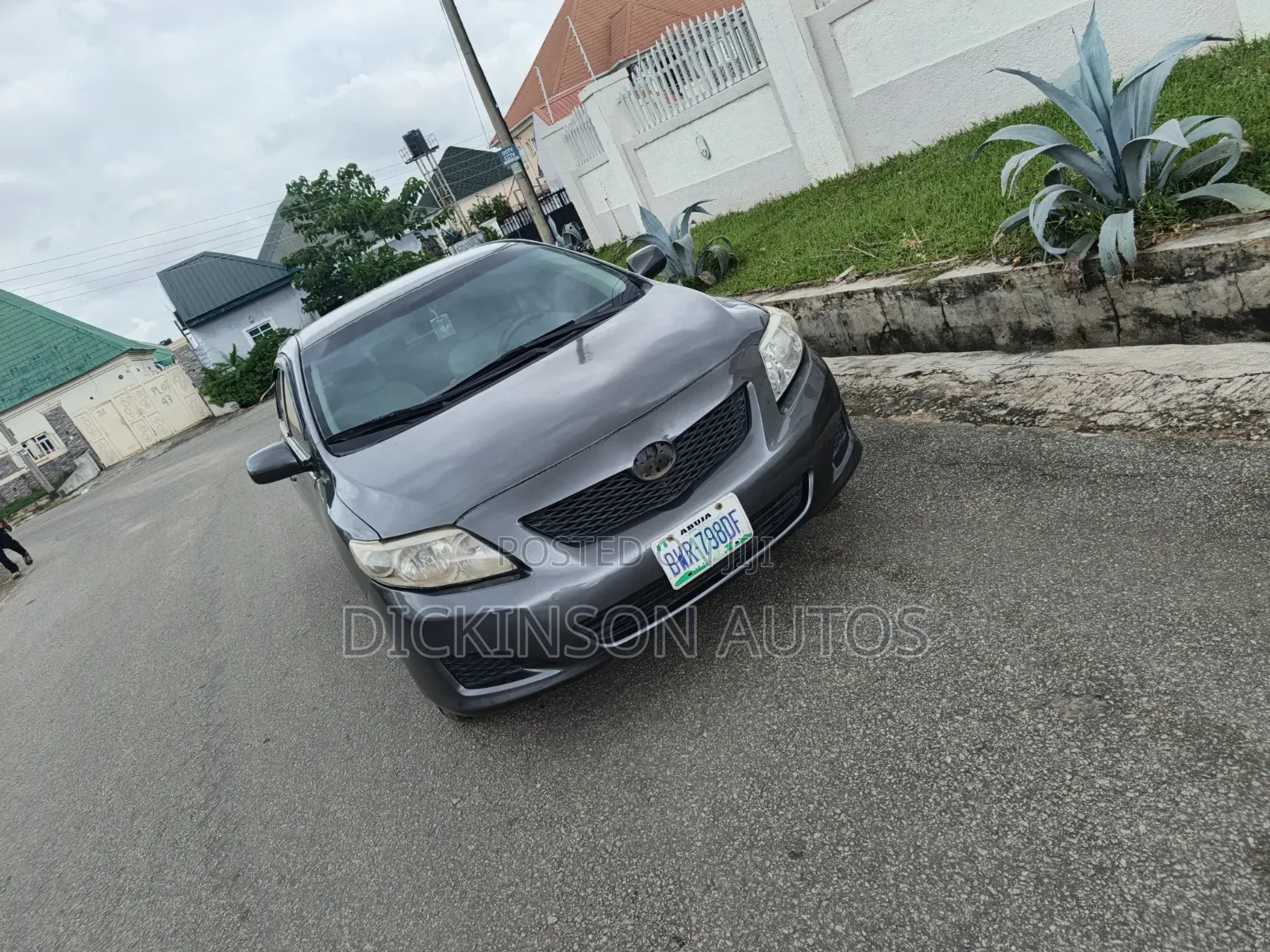 Toyota Corolla 2010 Gray