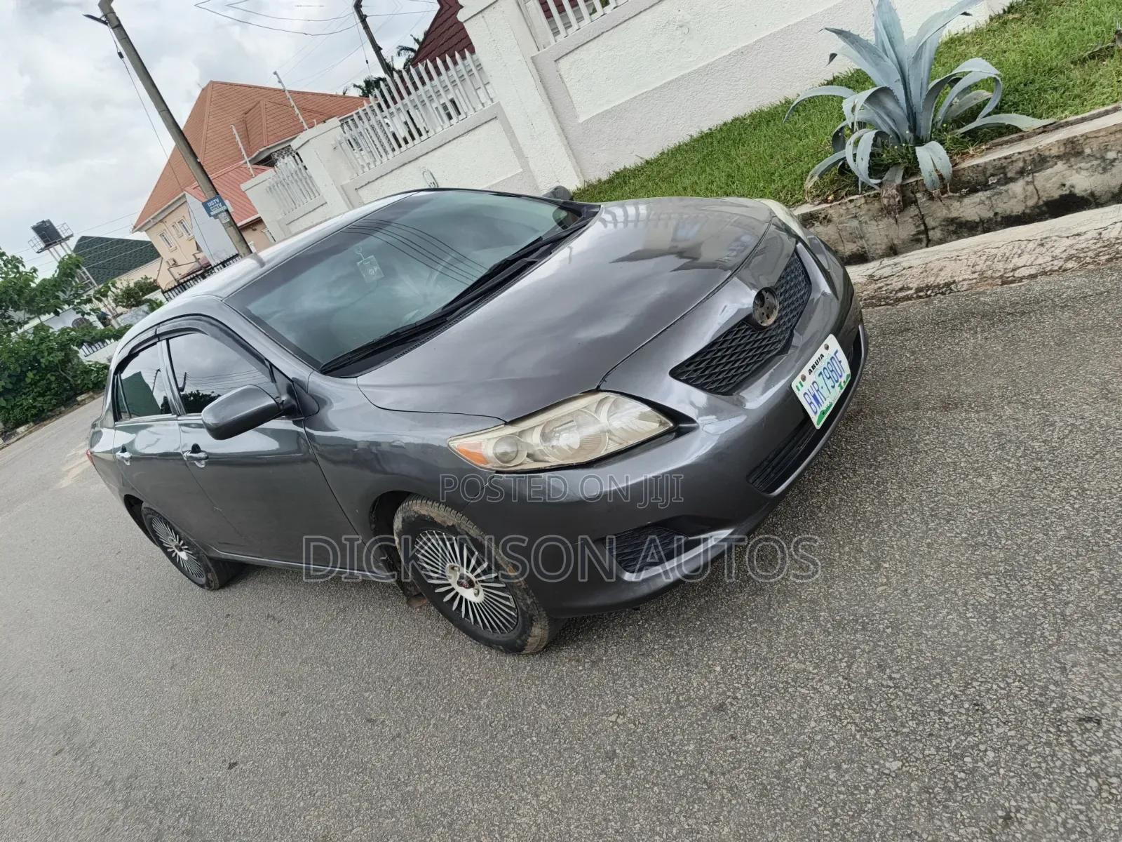 Toyota Corolla 2010 Gray