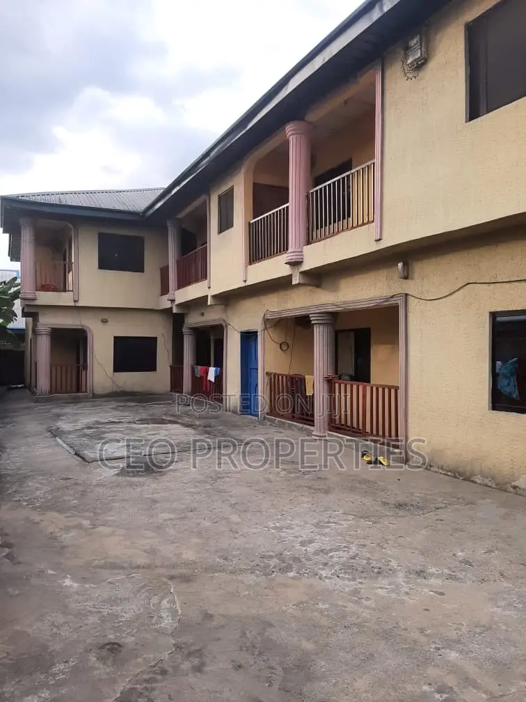 6bdrm Block of Flats in Obigbo, Port-Harcourt for sale